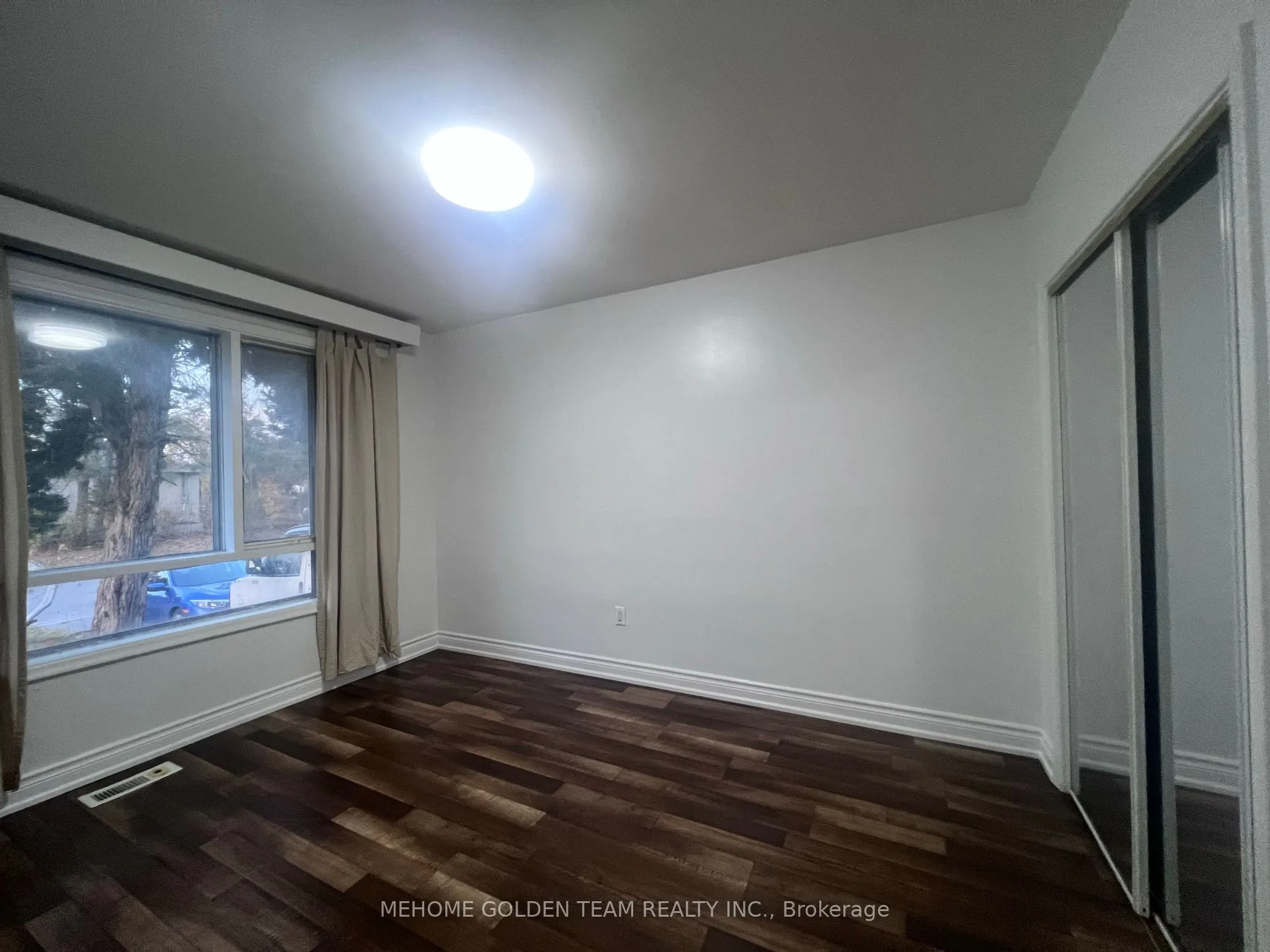 406 Becker Road, #Main