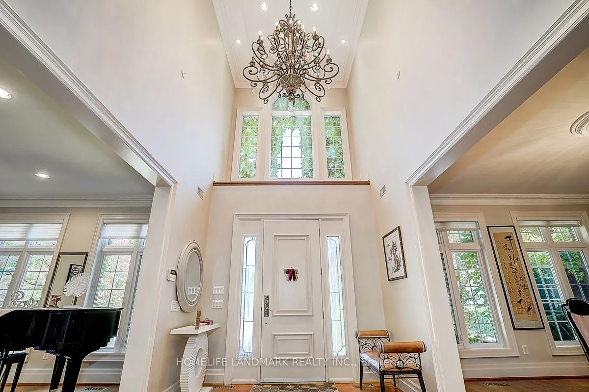 86 Muzich Place