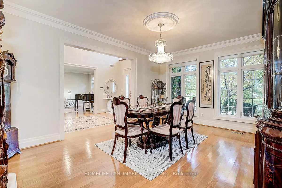 86 Muzich Place