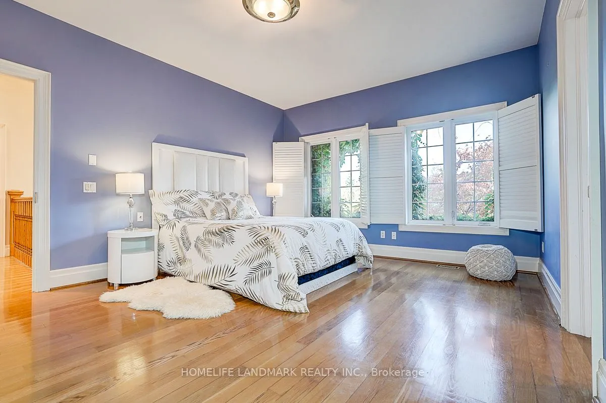86 Muzich Place