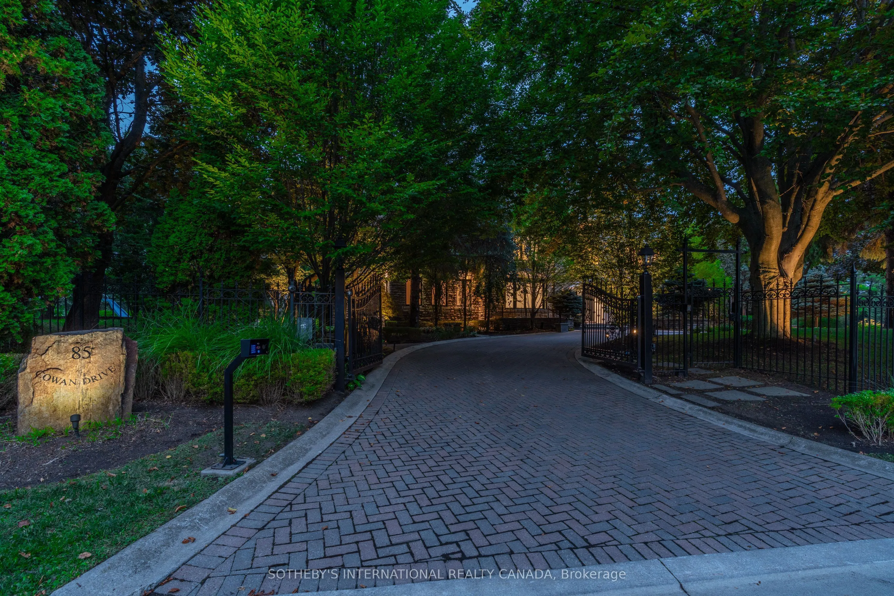85 Cowan Drive