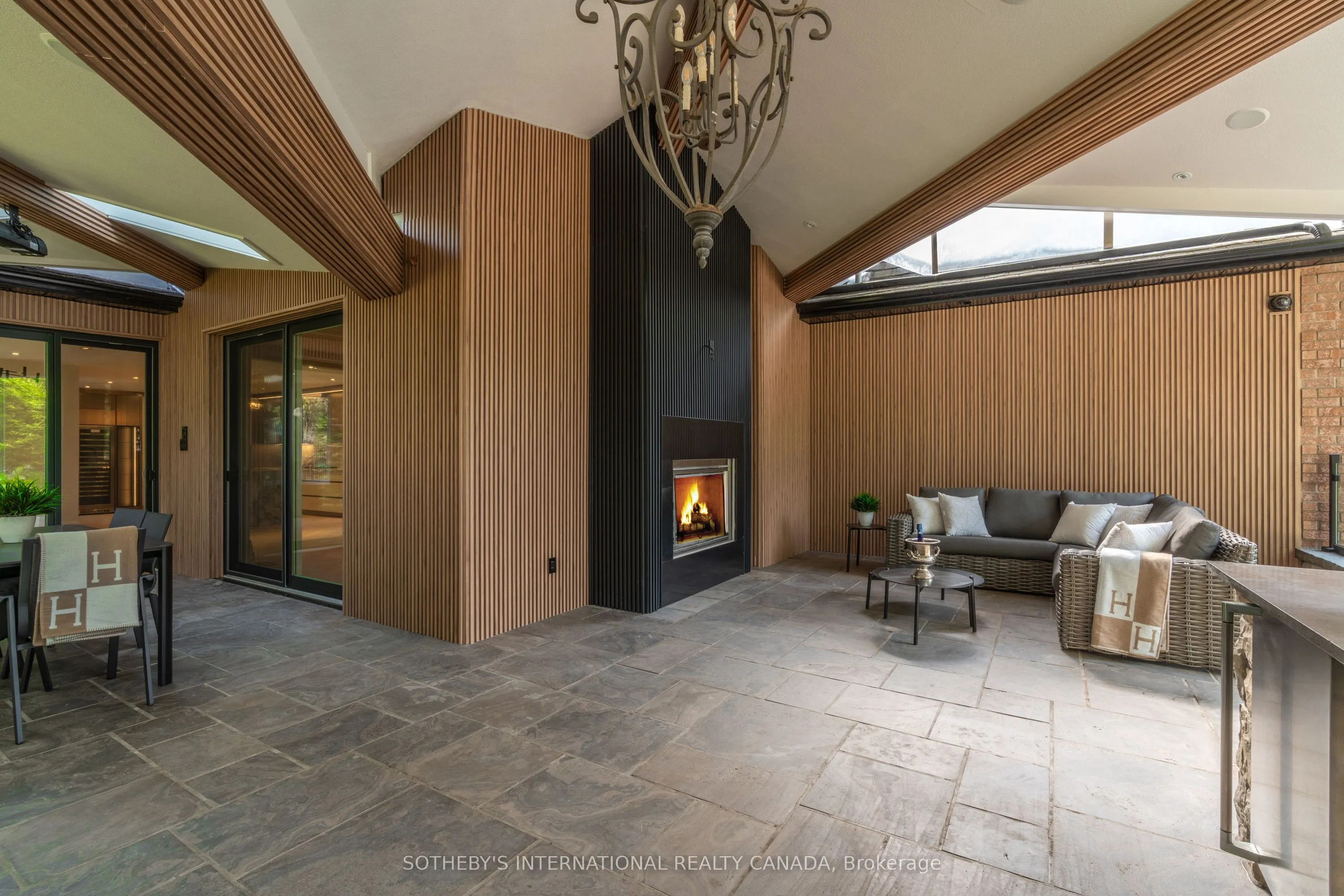 85 Cowan Drive