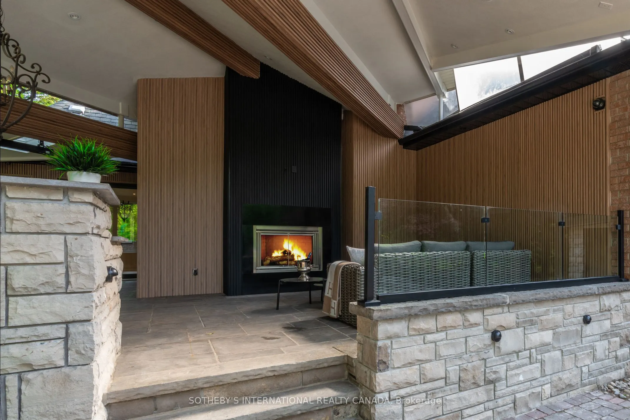 85 Cowan Drive