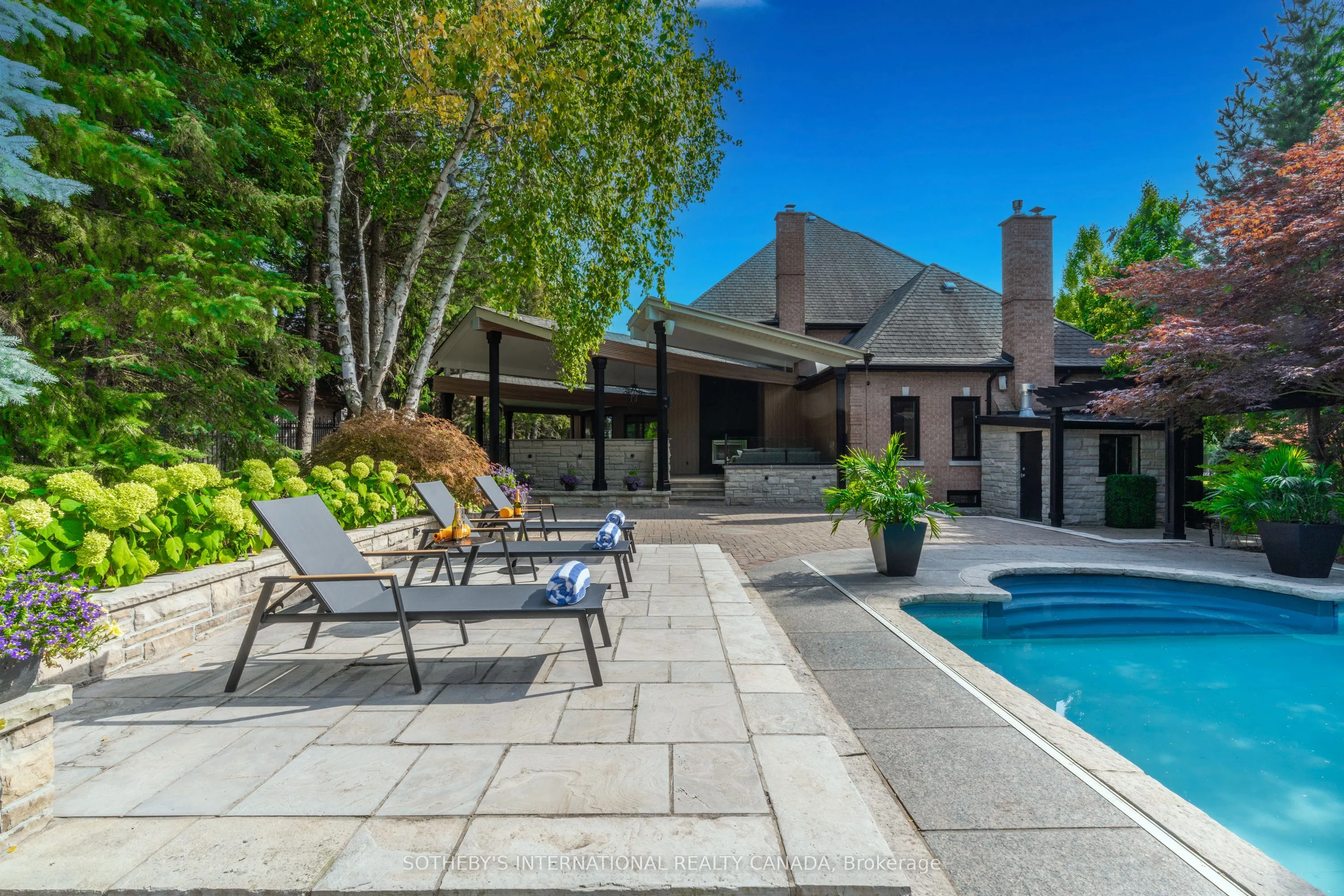 85 Cowan Drive