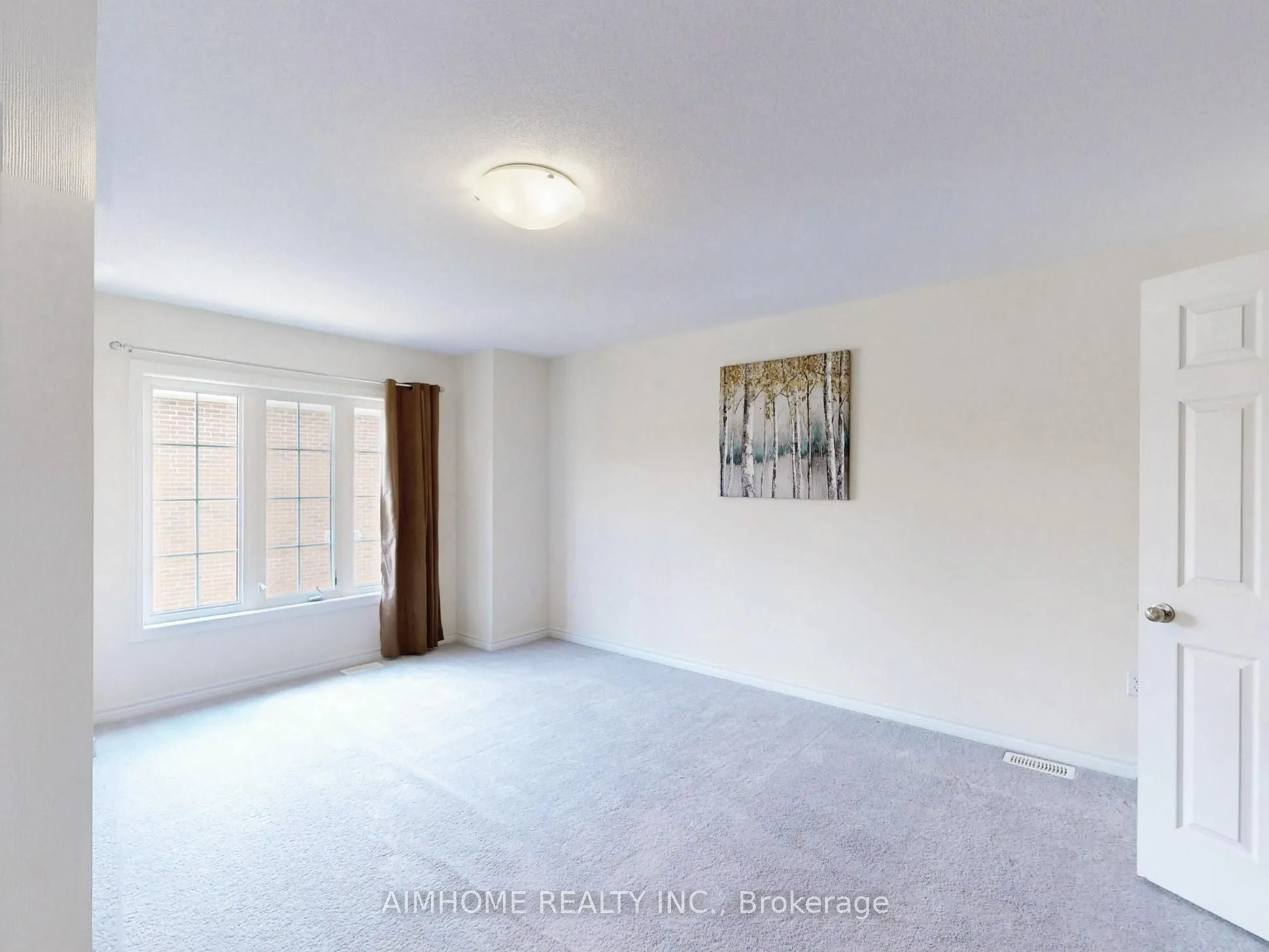 103 Evershot Crescent