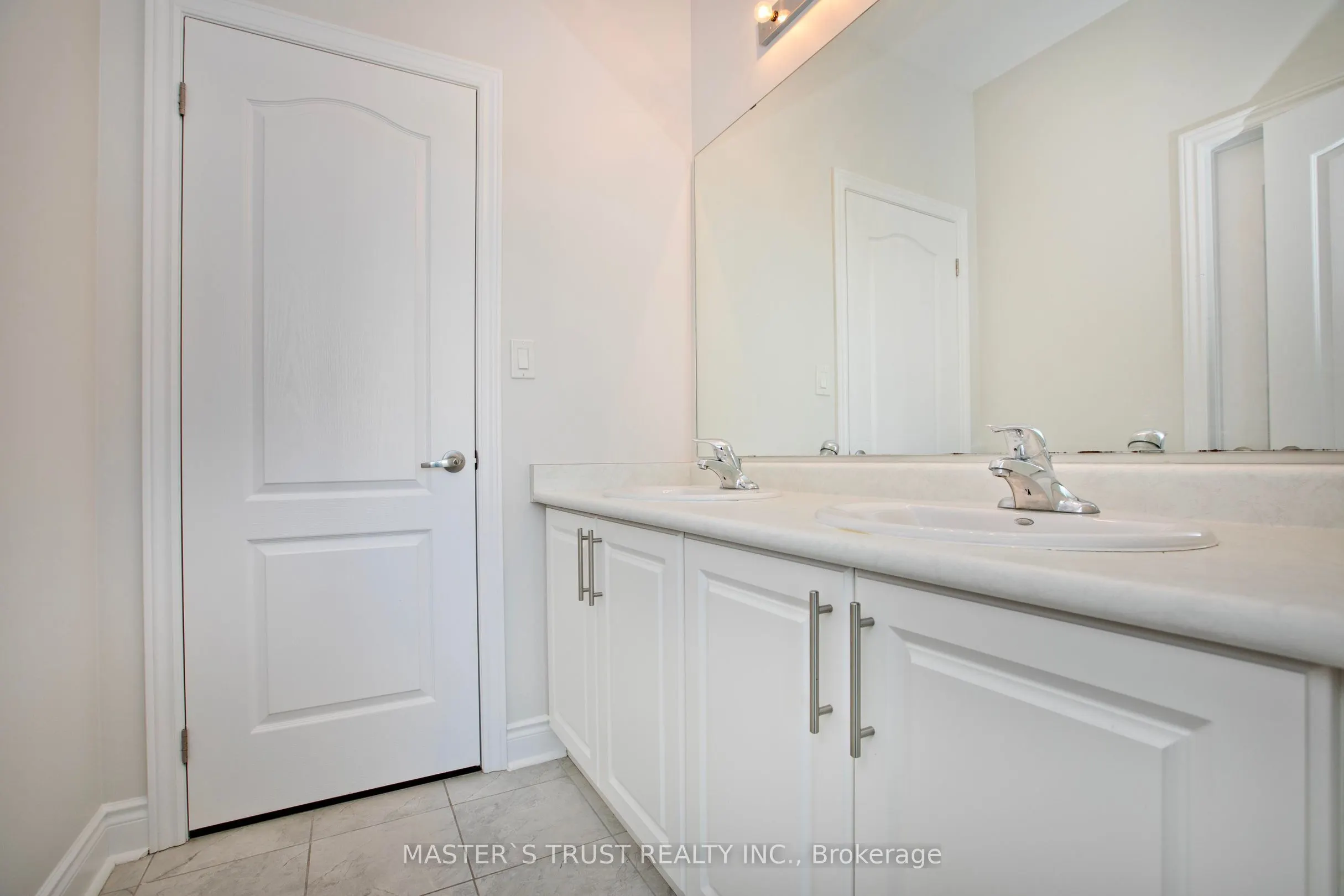 1115 Grainger Trail
