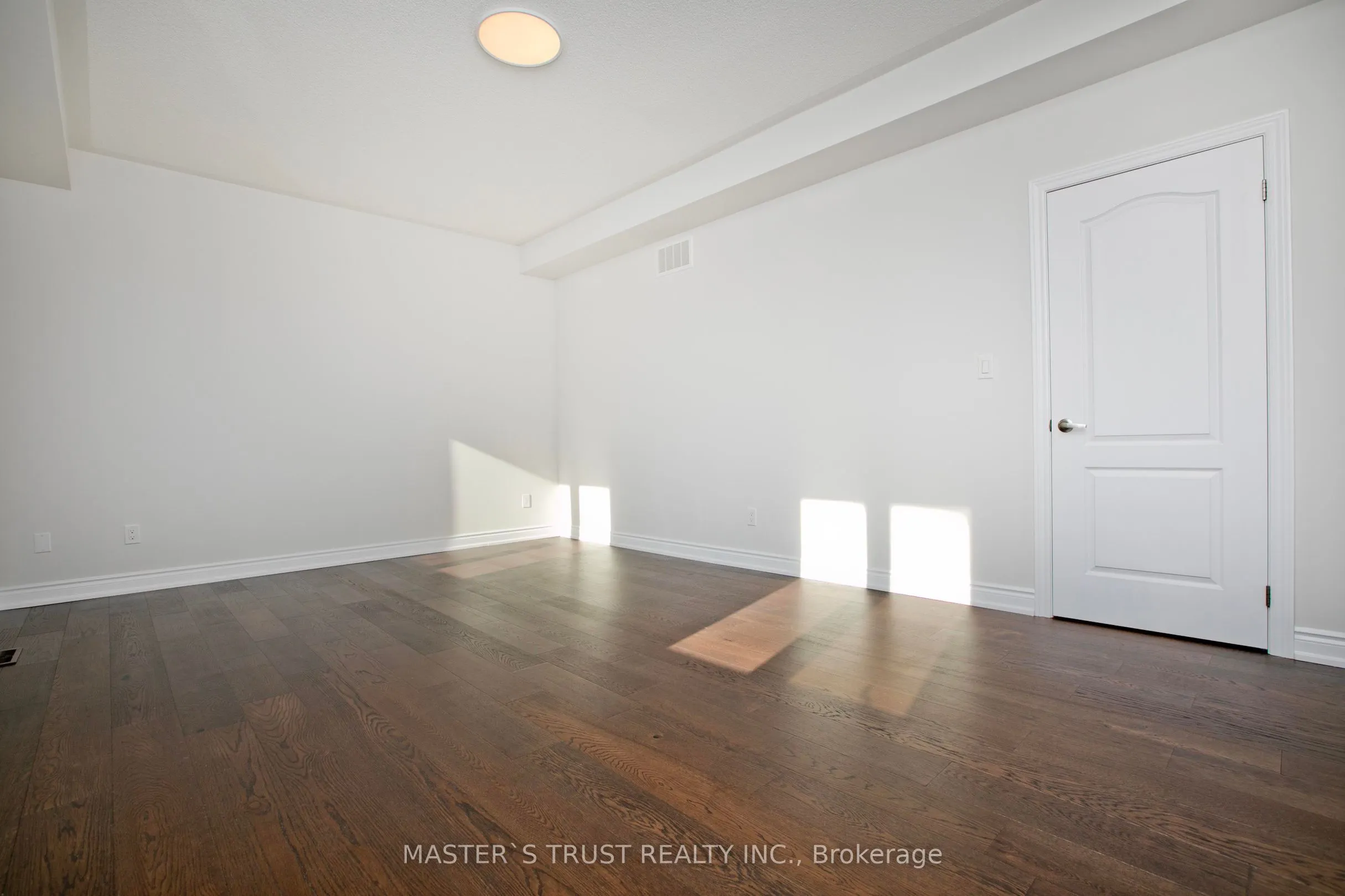 1115 Grainger Trail