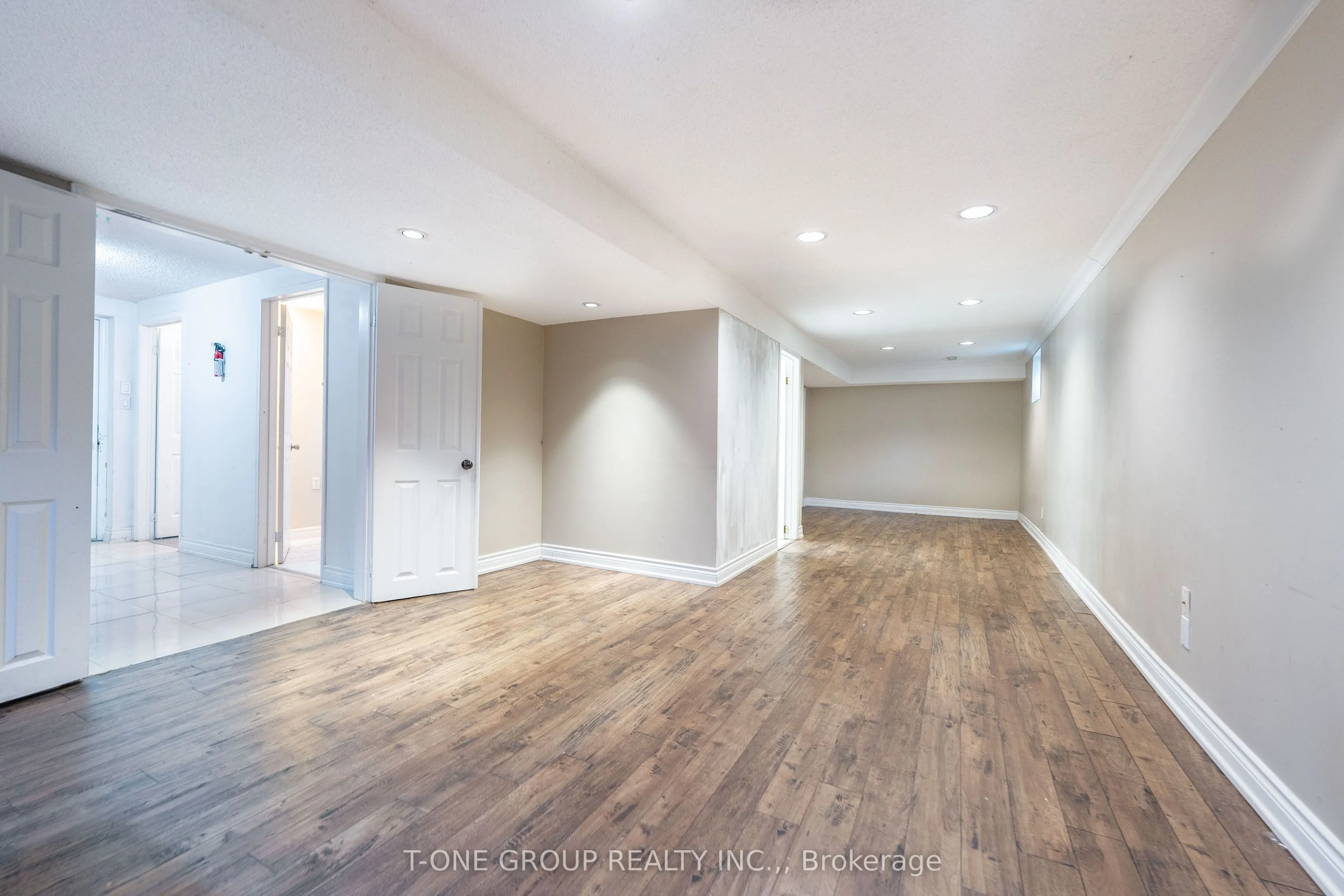 382 Elgin Mills Road W