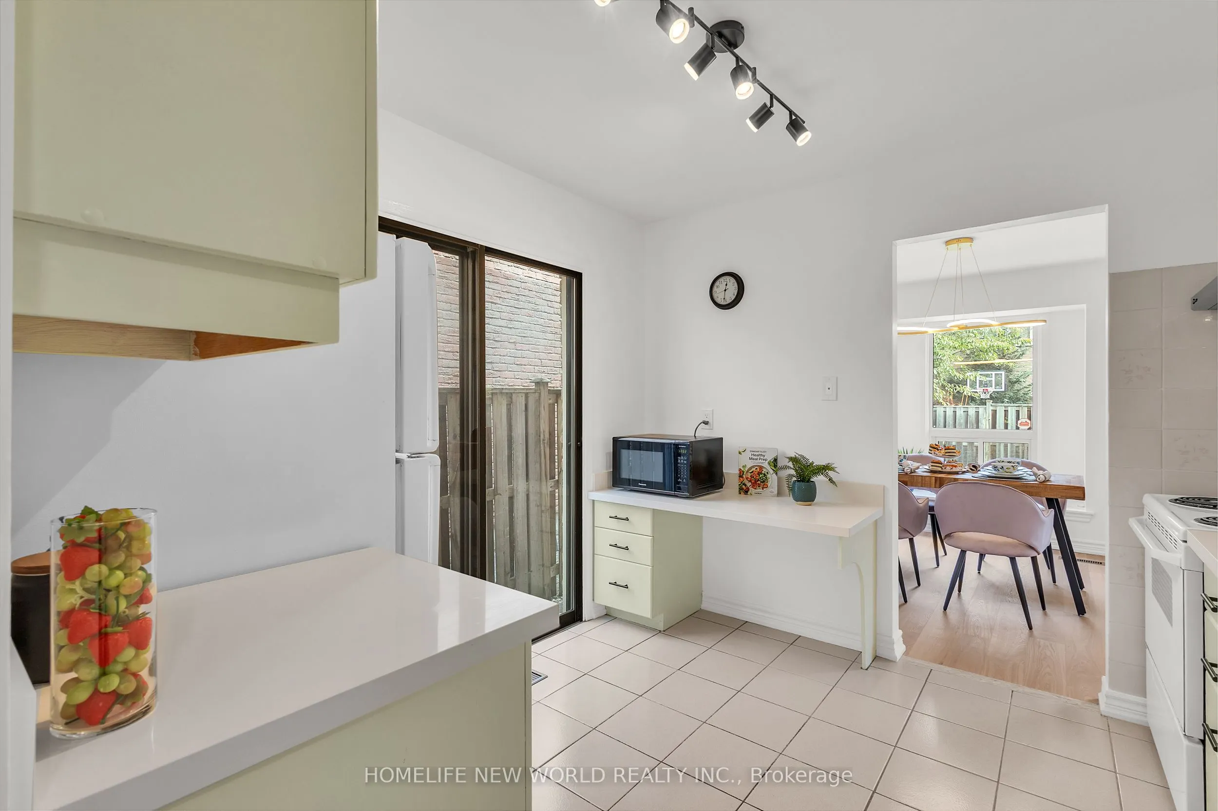 23 Avalon Road