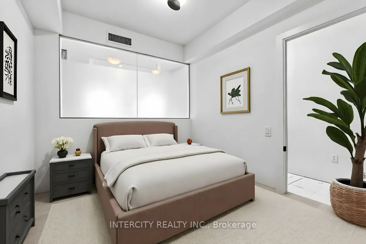 2075 King Road, #424