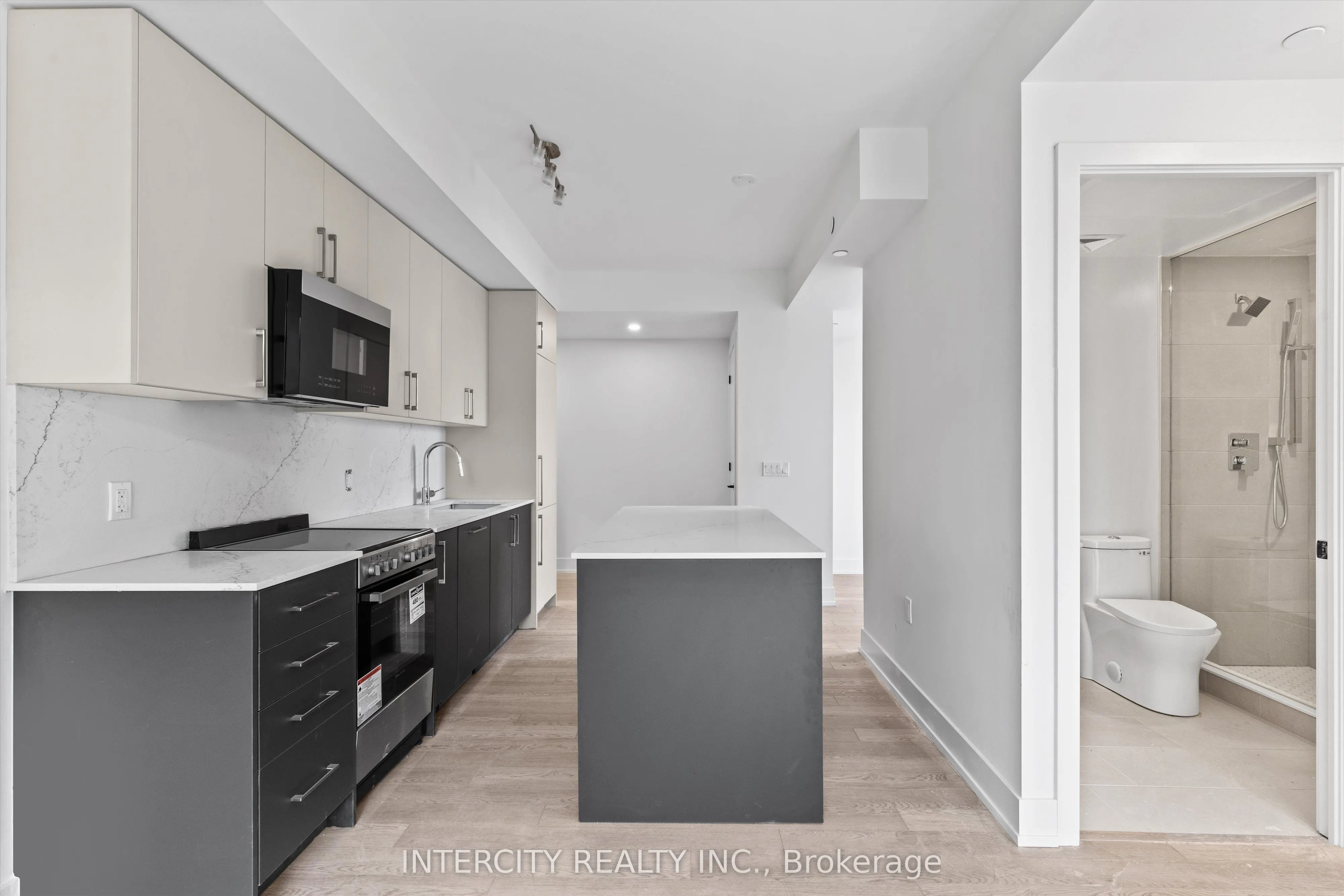 2075 King Road, #349