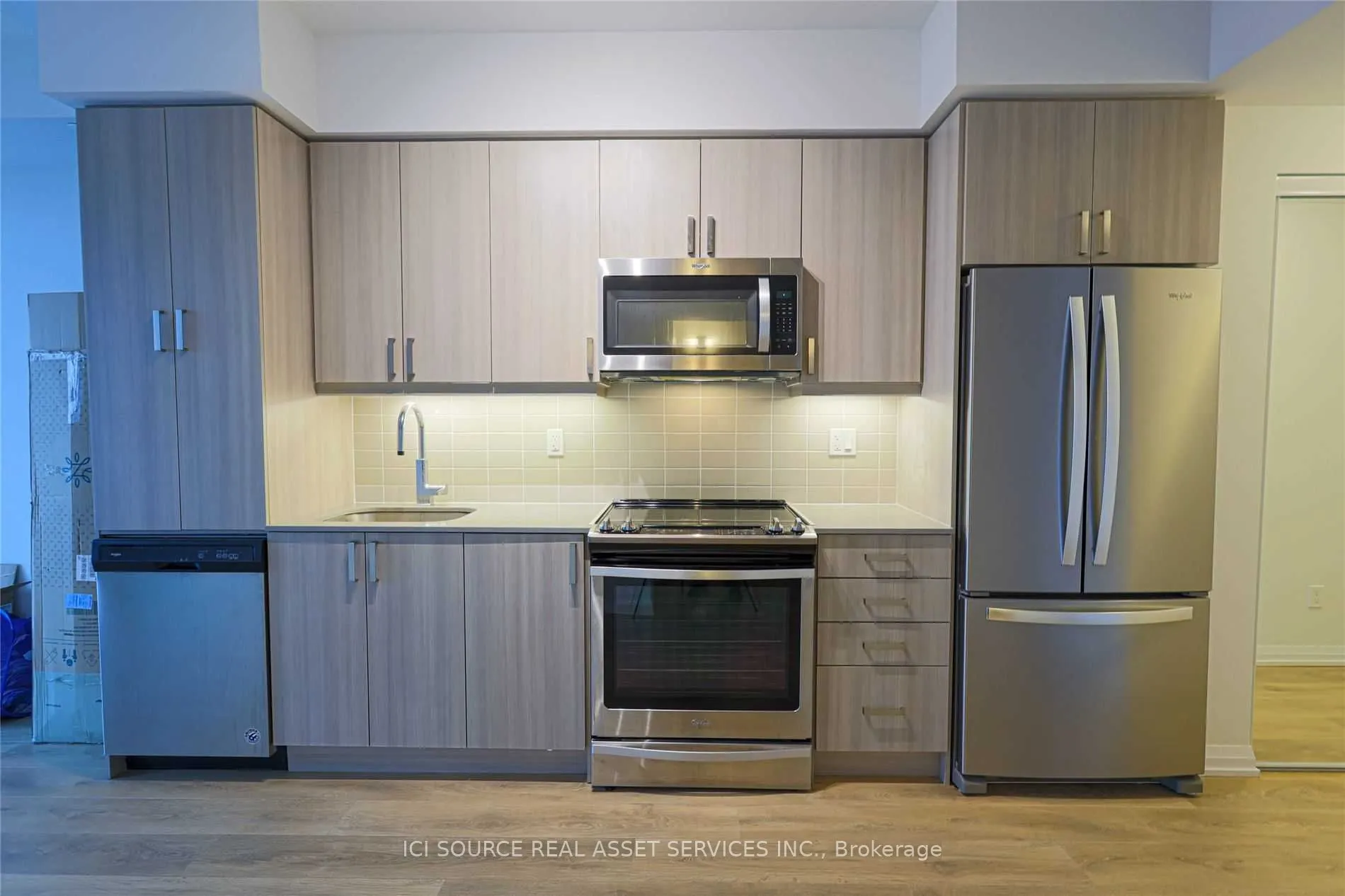 7895 Jane Street, #2101