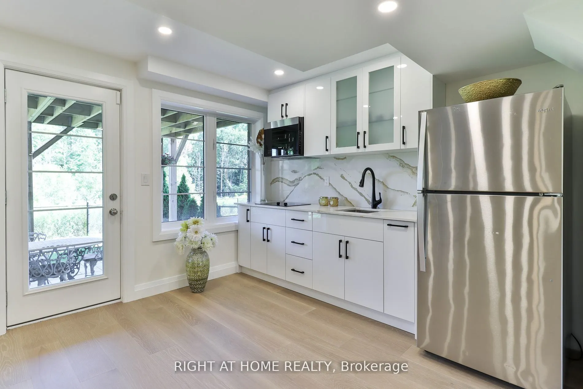 101 Roy Harper Avenue