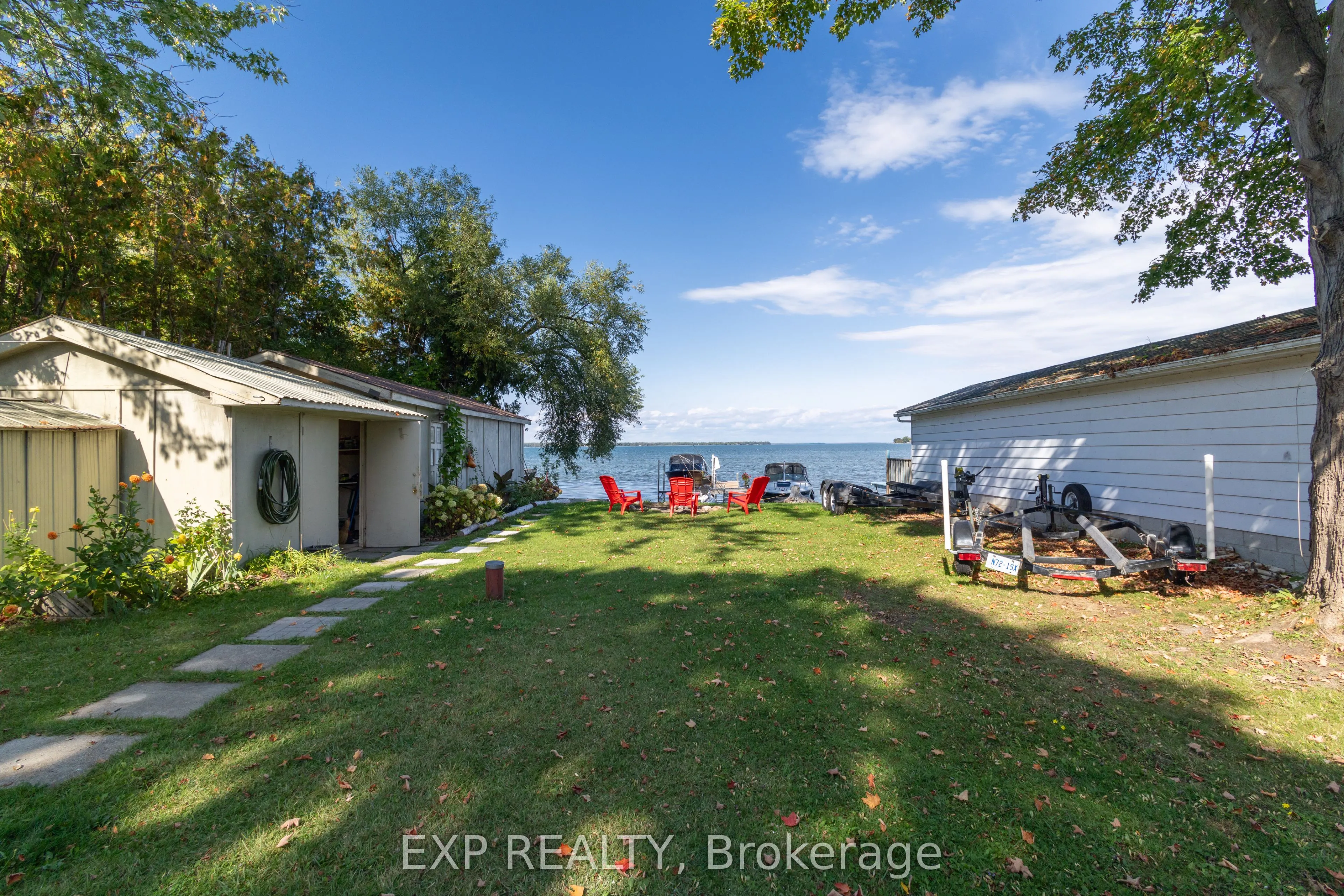 24 Lakeshore Road