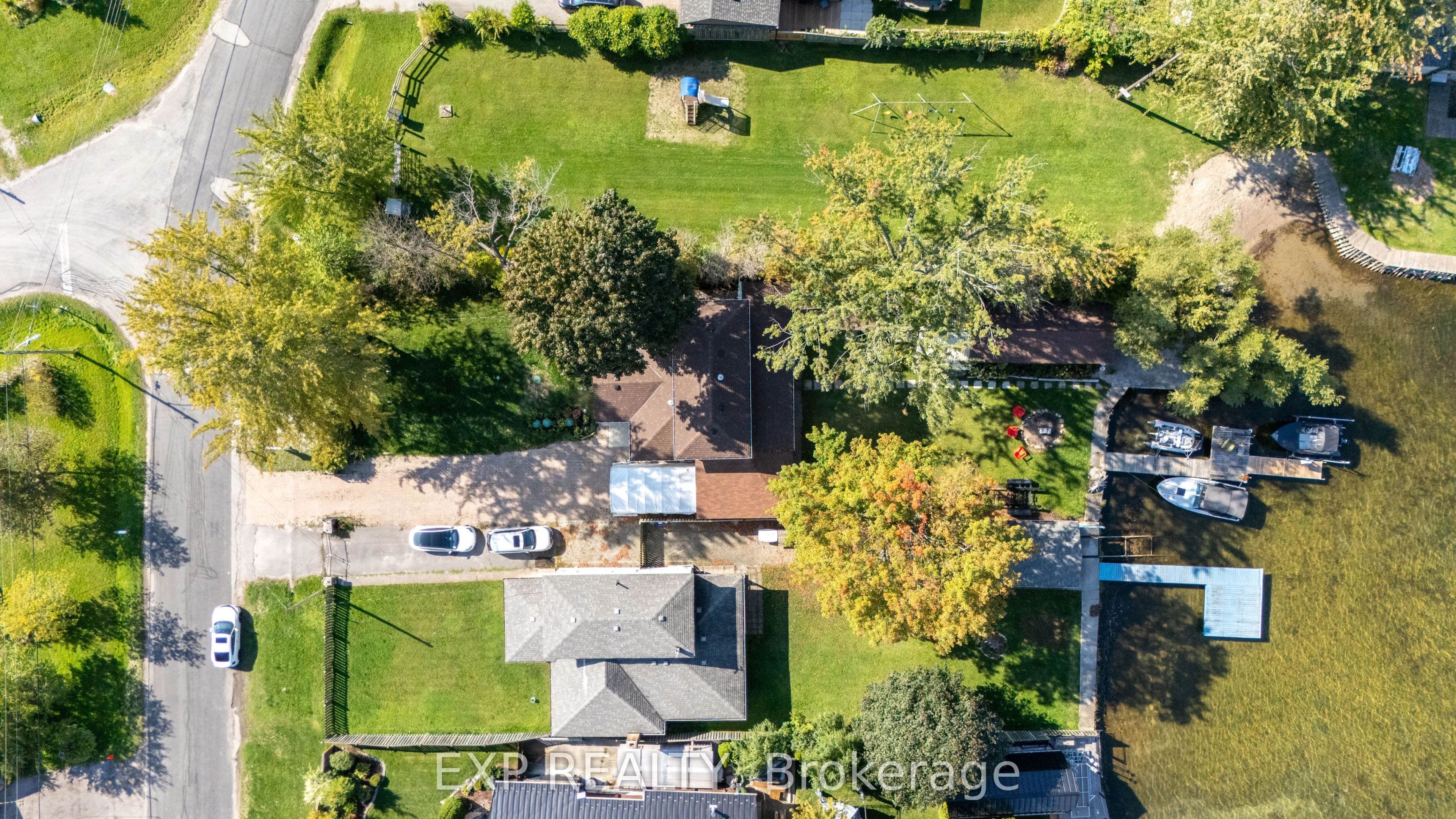 24 Lakeshore Road