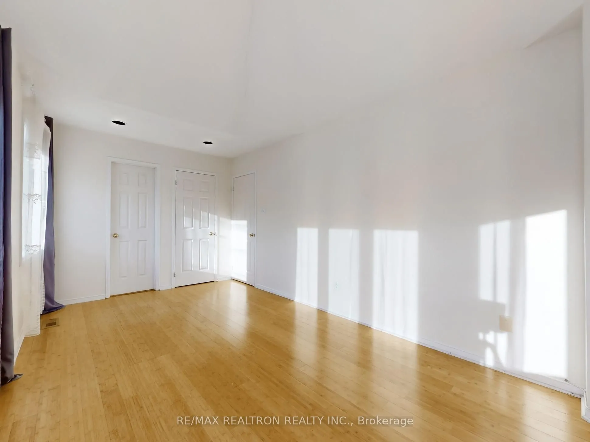 18 Clark Avenue W, #144