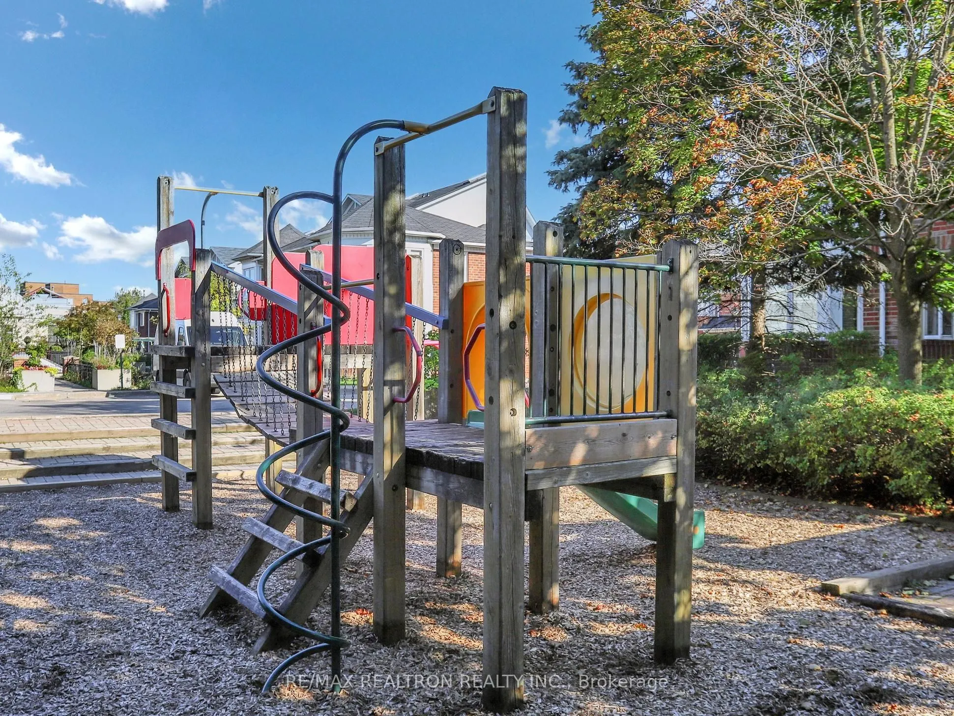 18 Clark Avenue W, #144