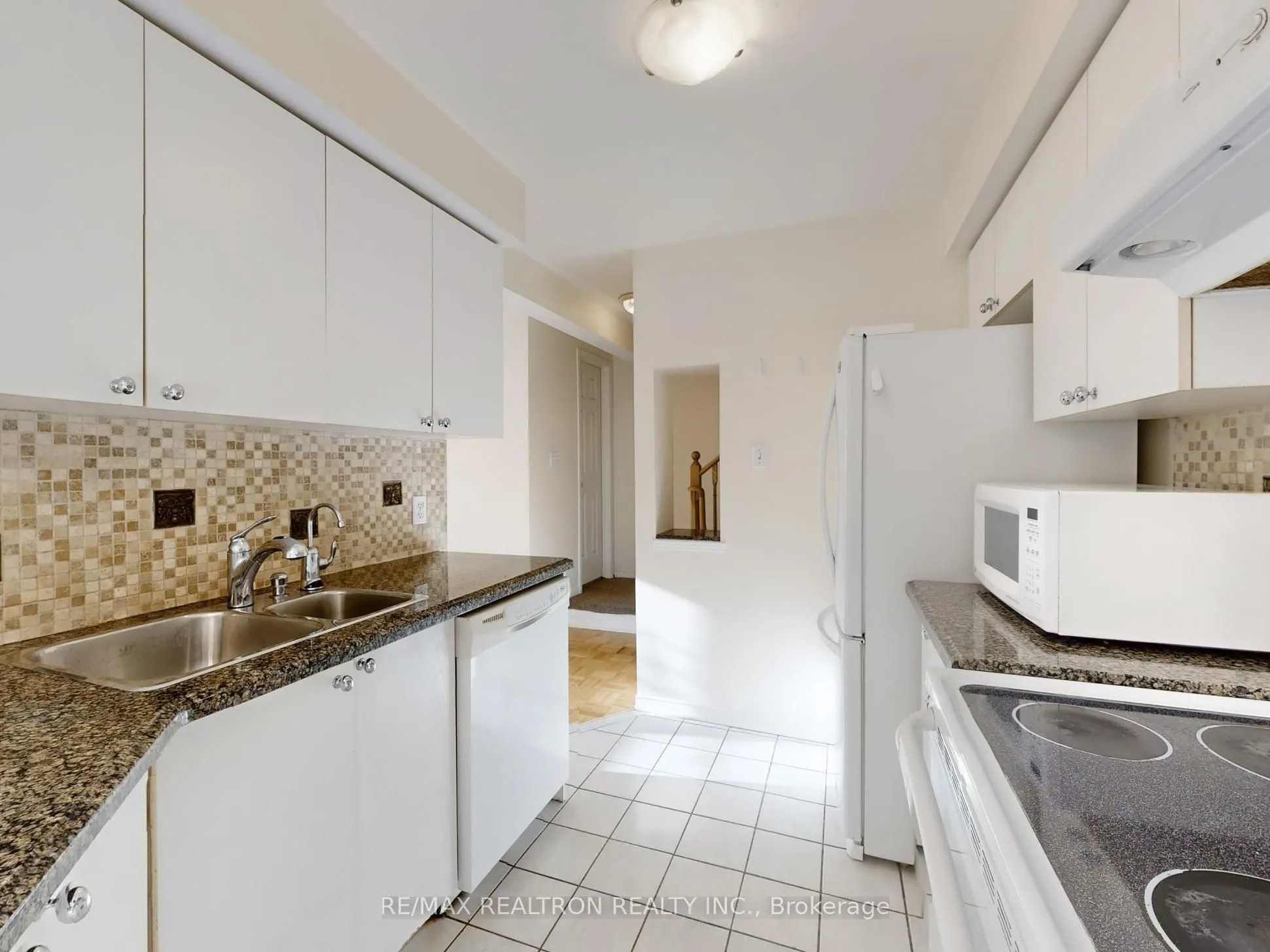 18 Clark Avenue W, #144
