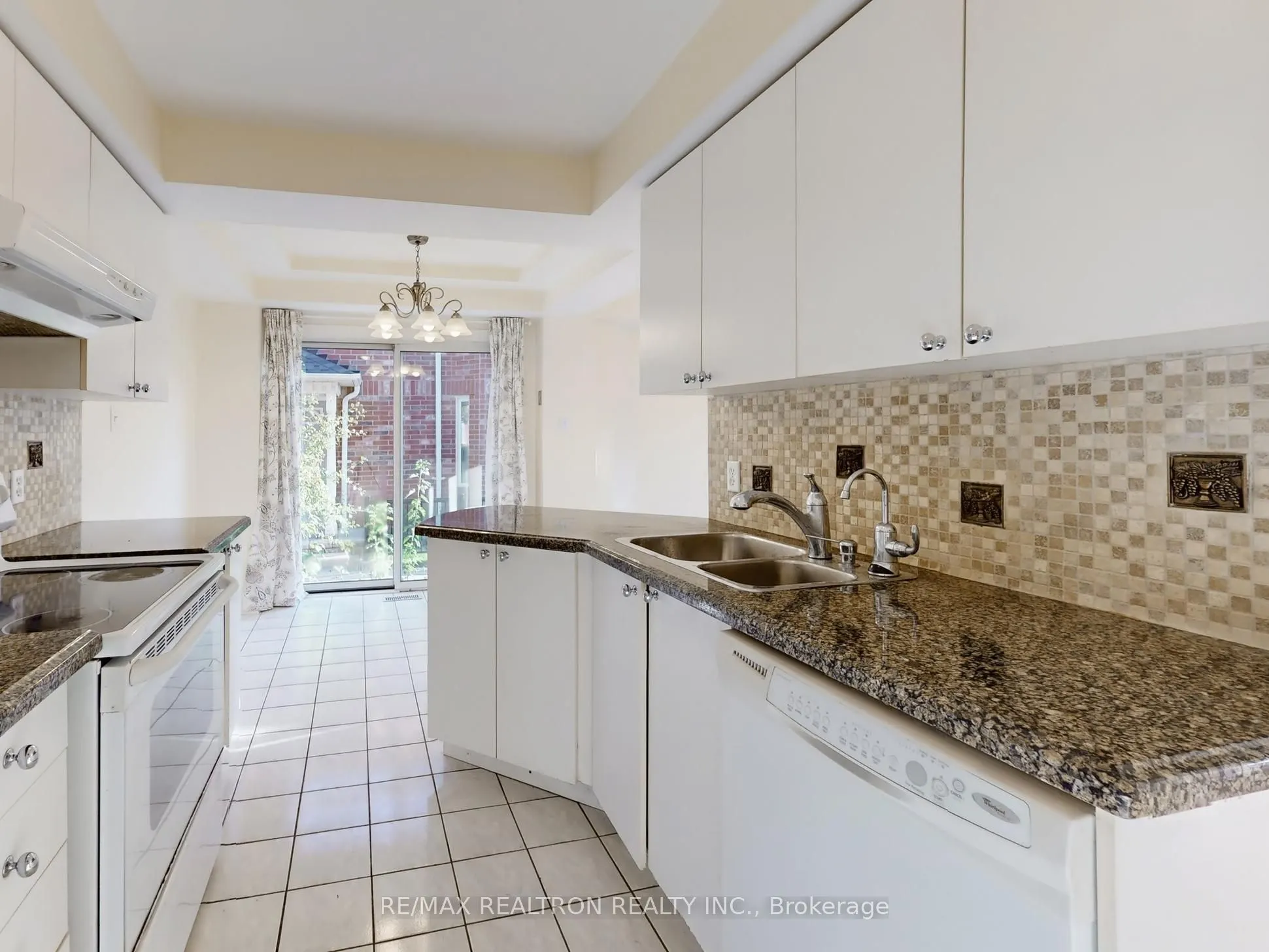 18 Clark Avenue W, #144