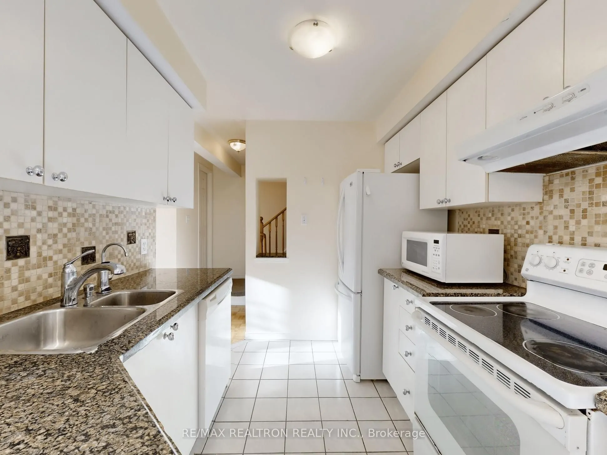 18 Clark Avenue W, #144