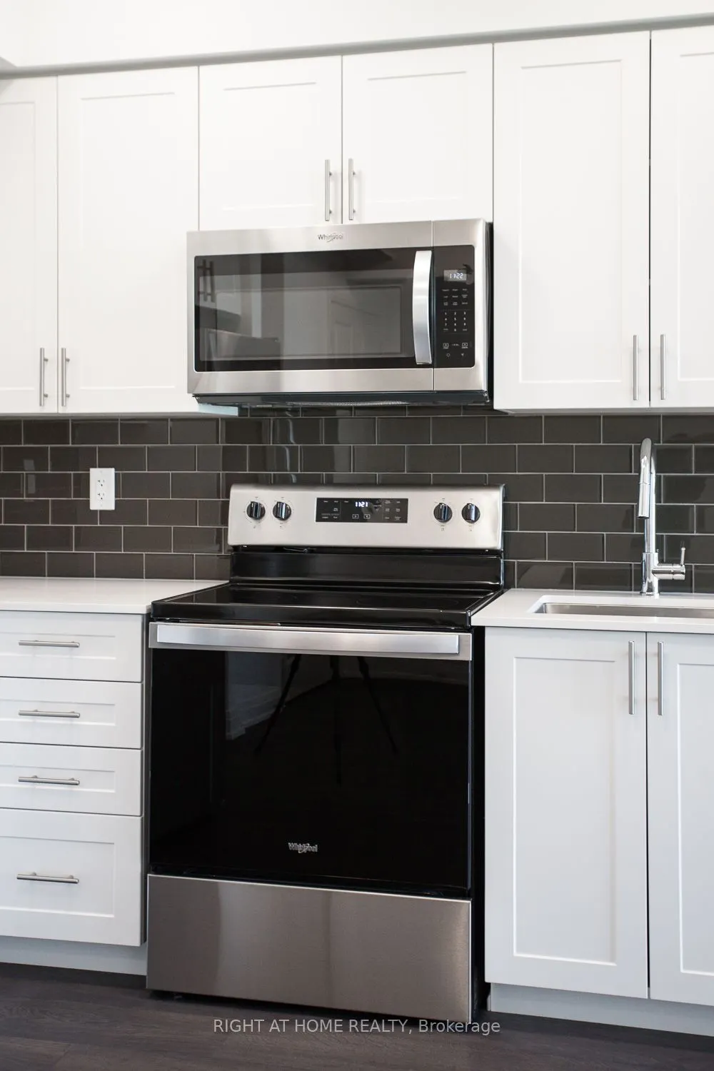 9700 Ninth Line, #621