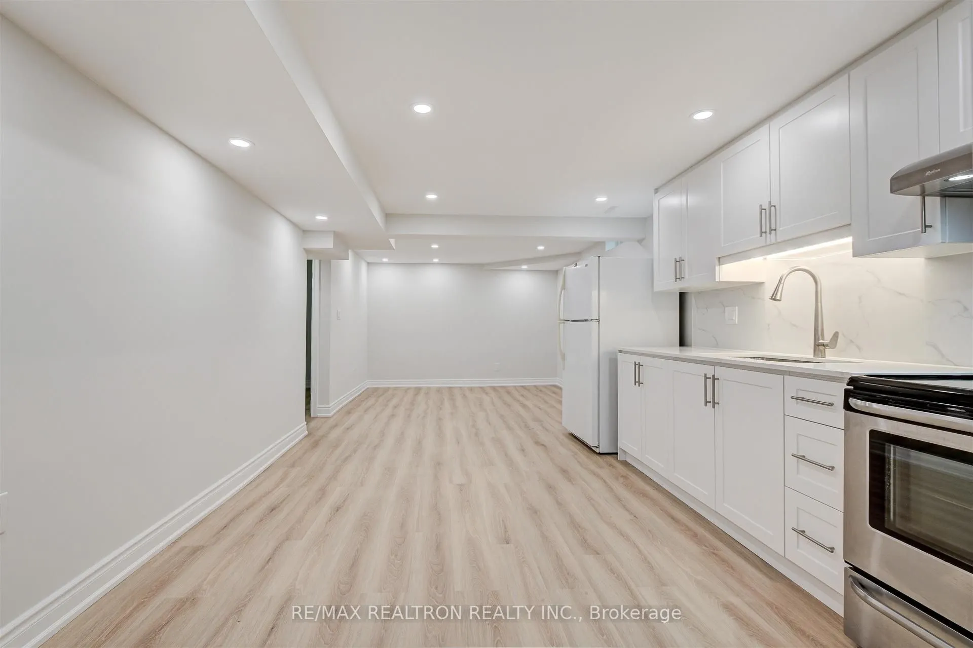 12 Randall Avenue, #Lower