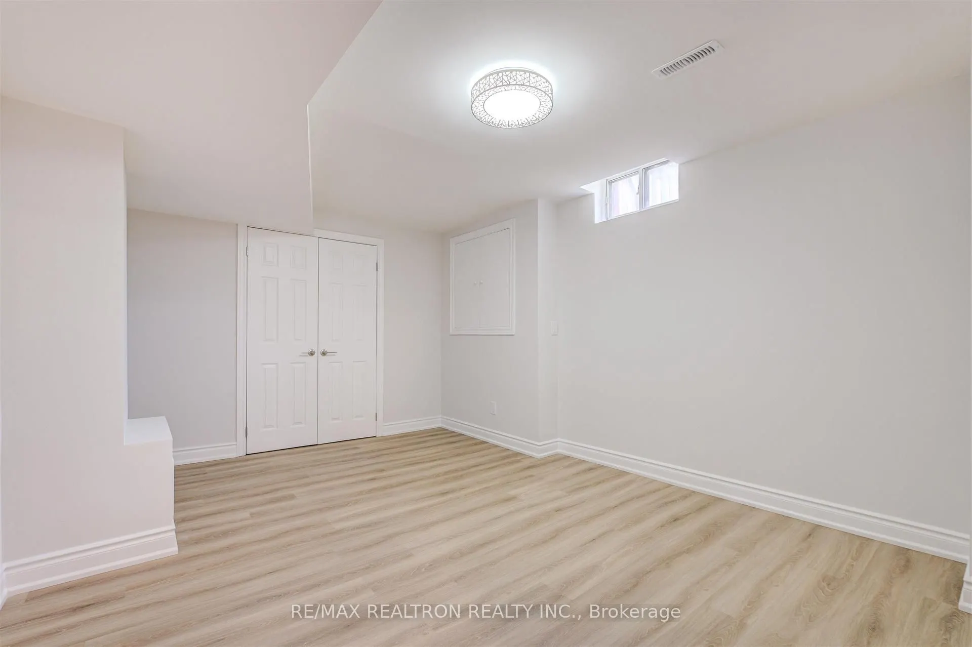 12 Randall Avenue, #Lower
