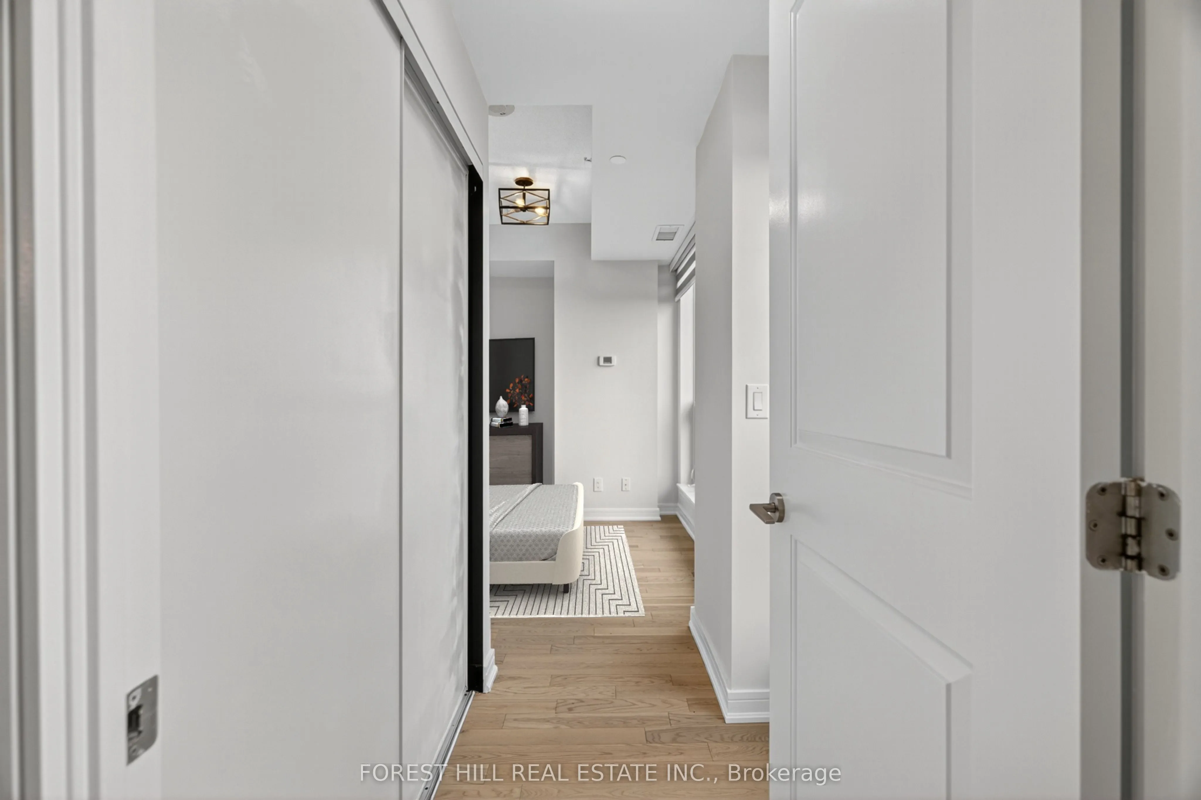 9205 Yonge Street, #1603