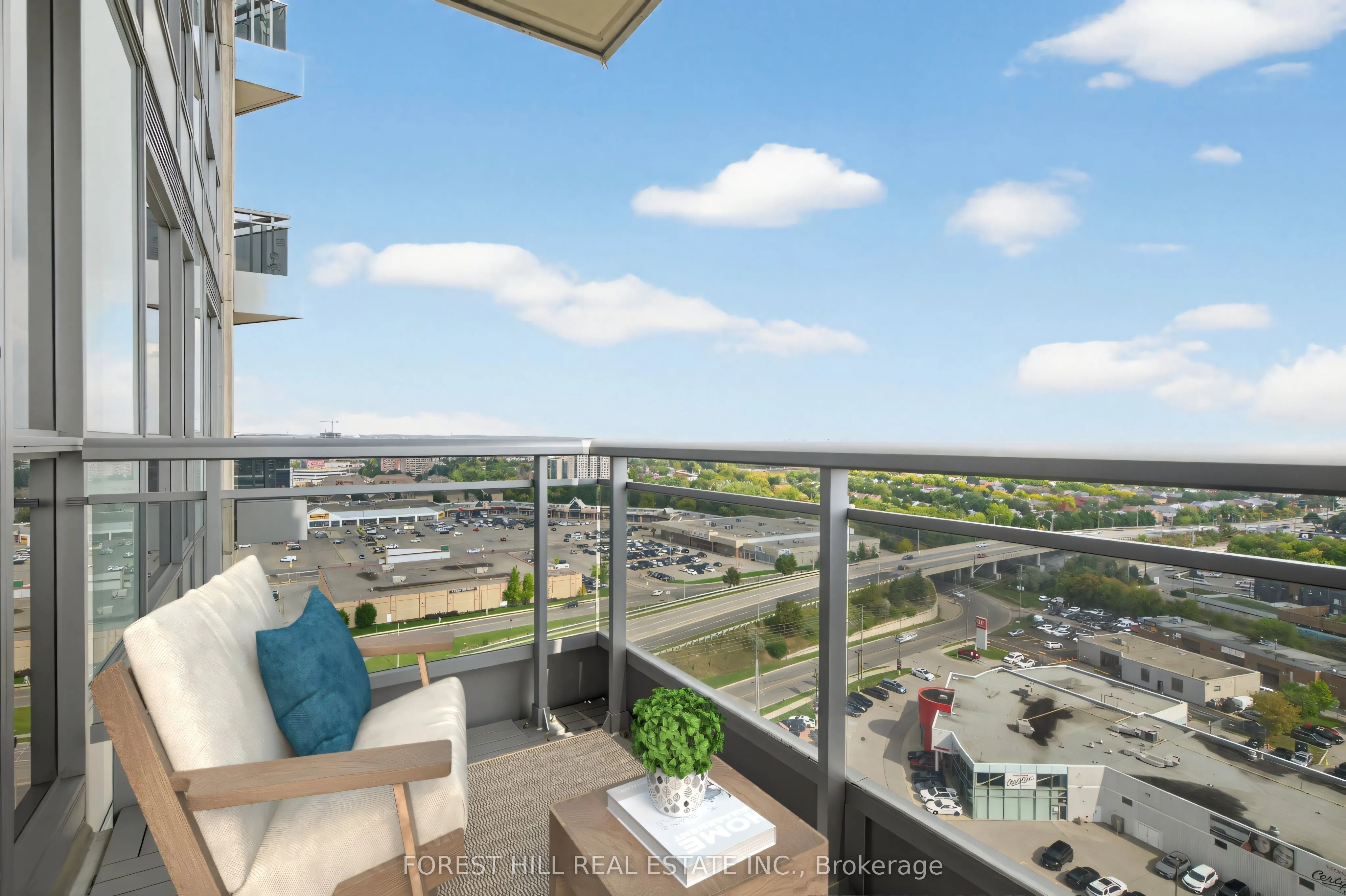 9205 Yonge Street, #1603