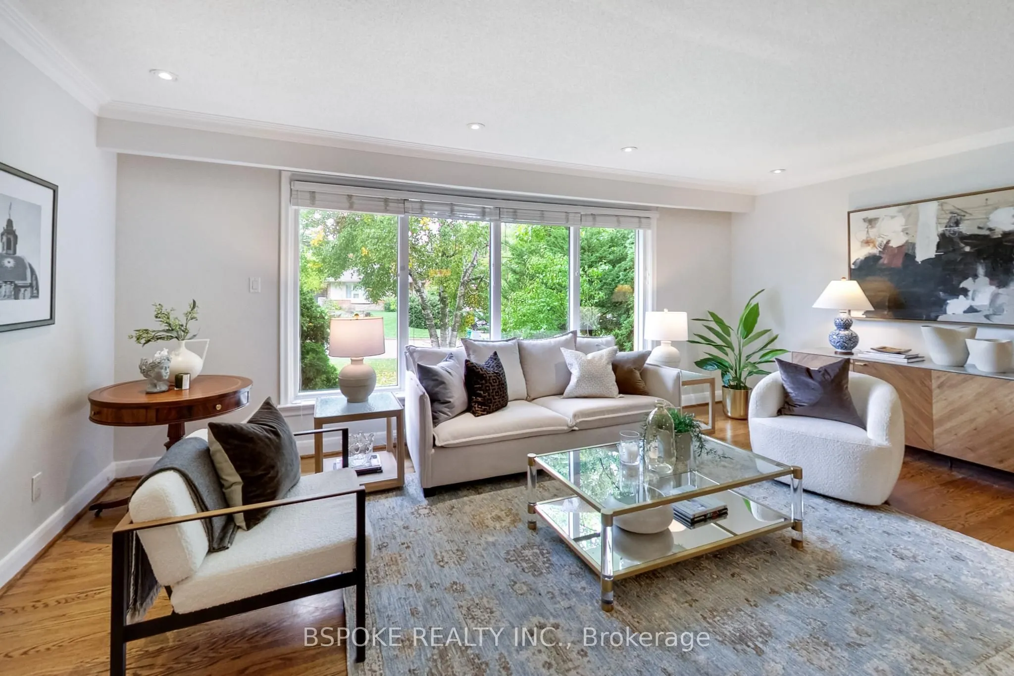 12 Vistaview Boulevard