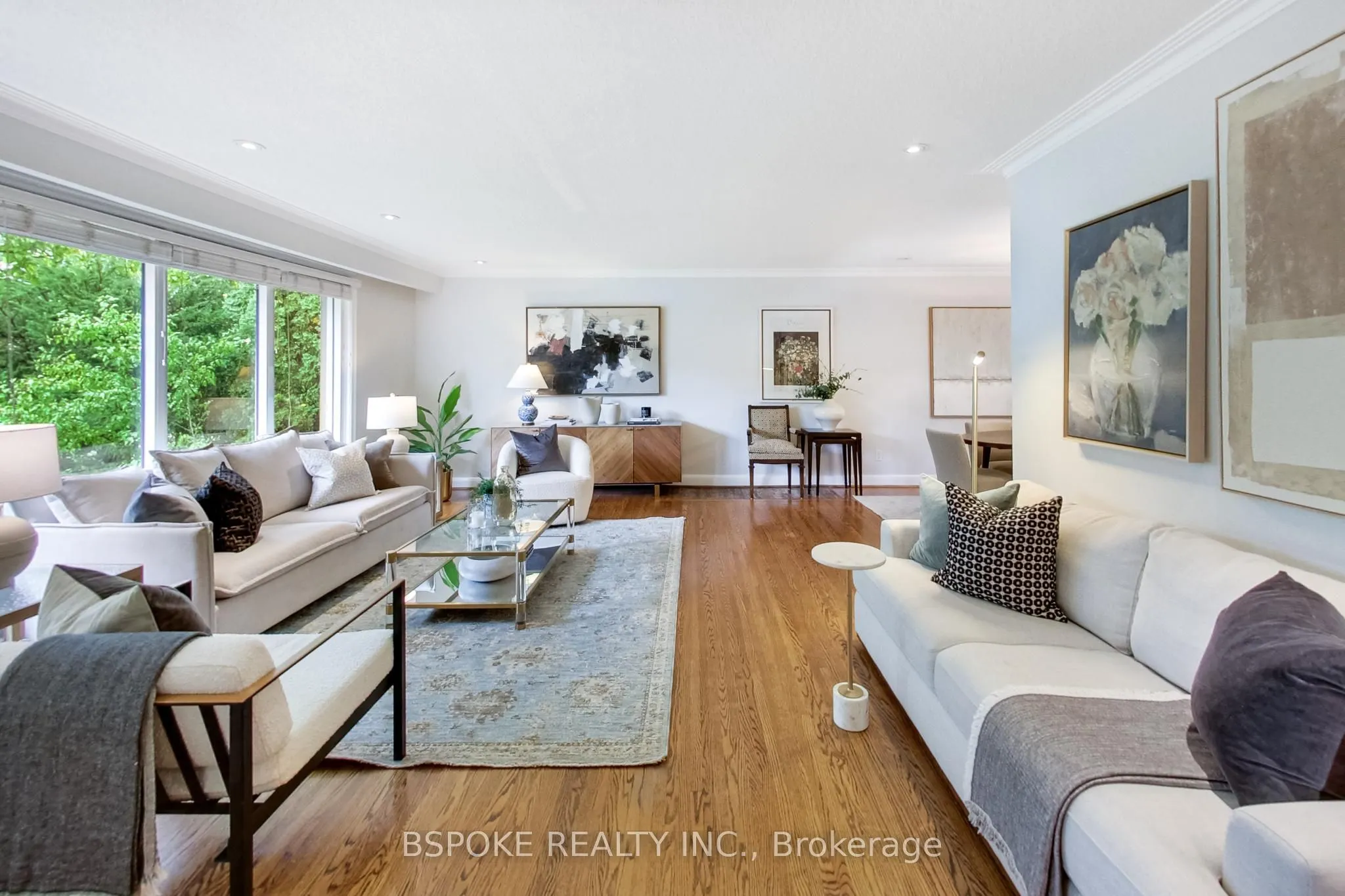 12 Vistaview Boulevard