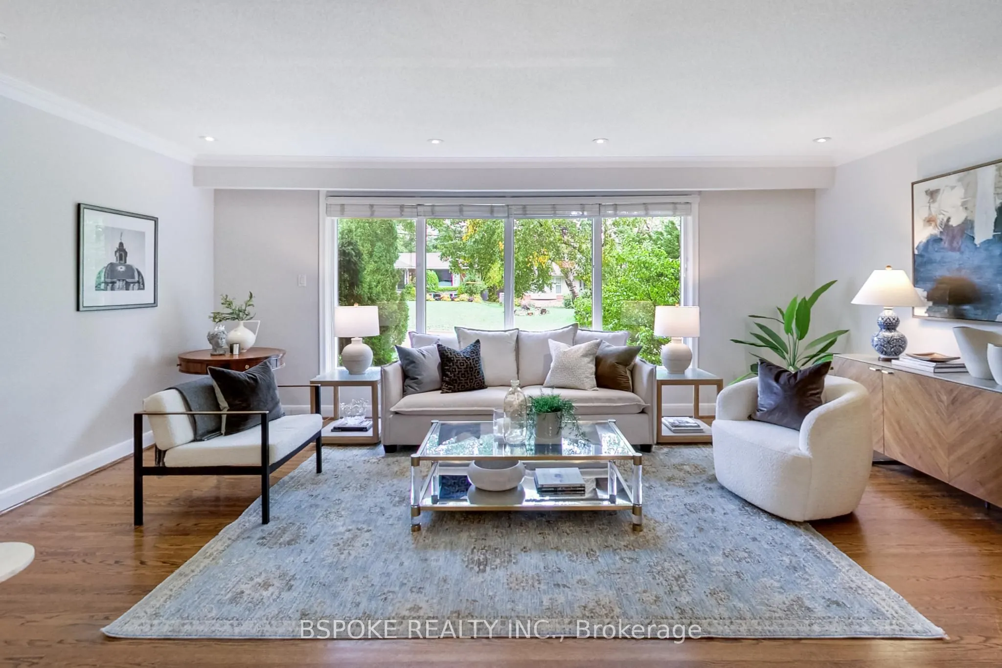 12 Vistaview Boulevard