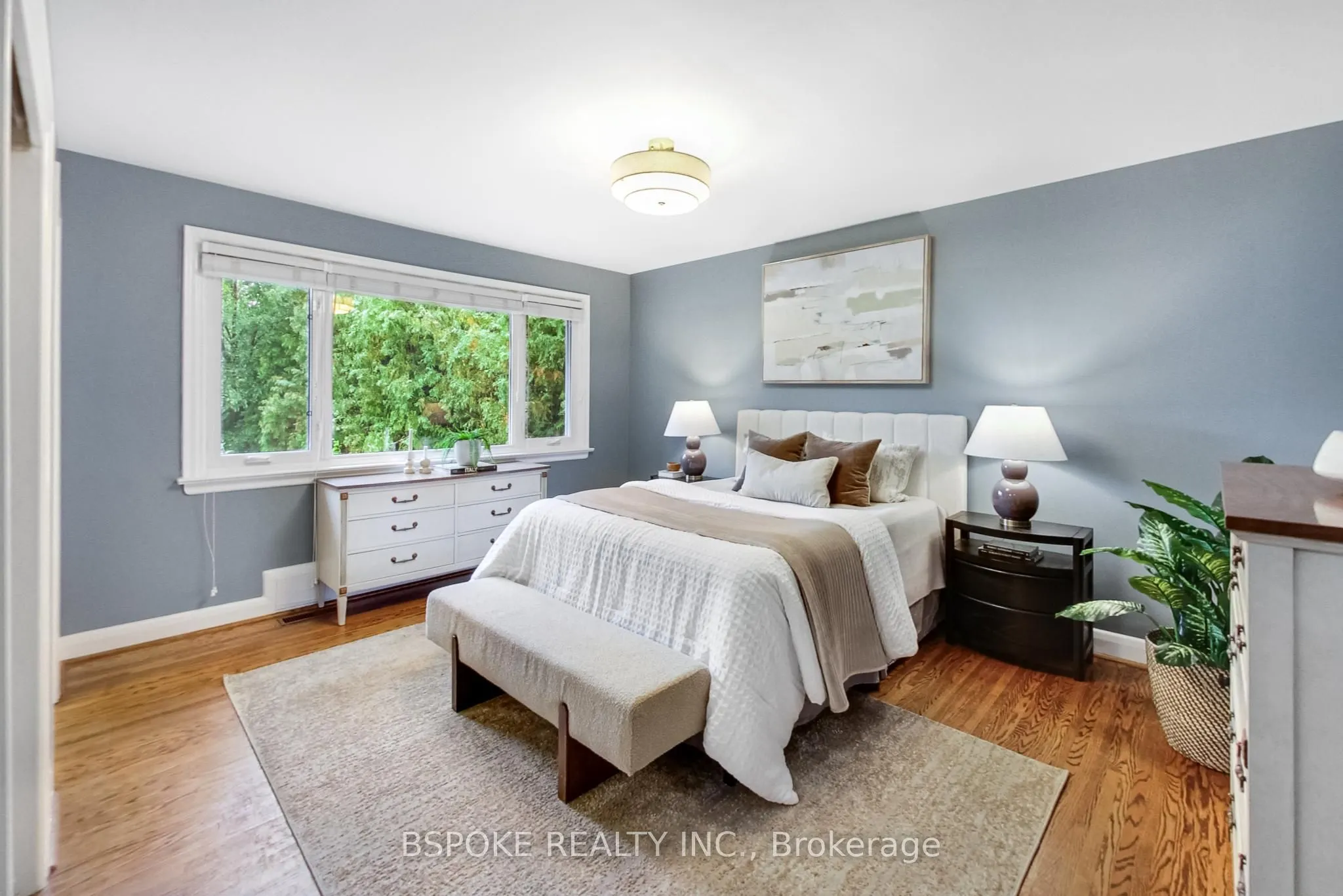12 Vistaview Boulevard