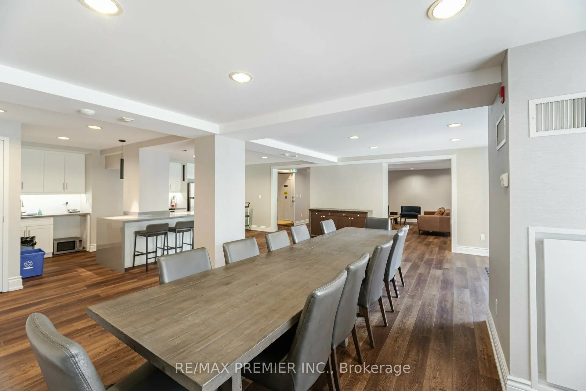 4620 Highway 7, #306