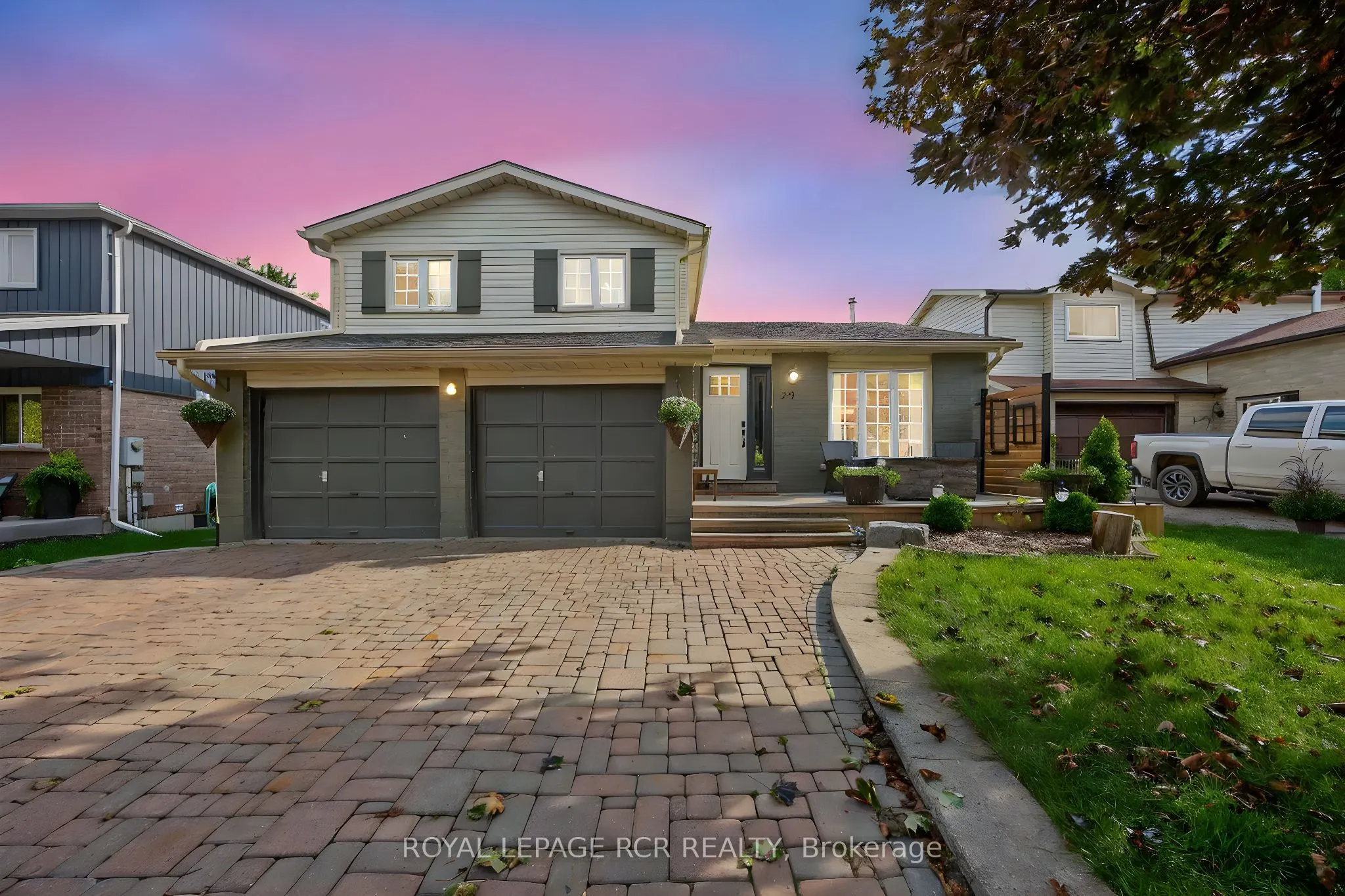 29 Fraser Avenue