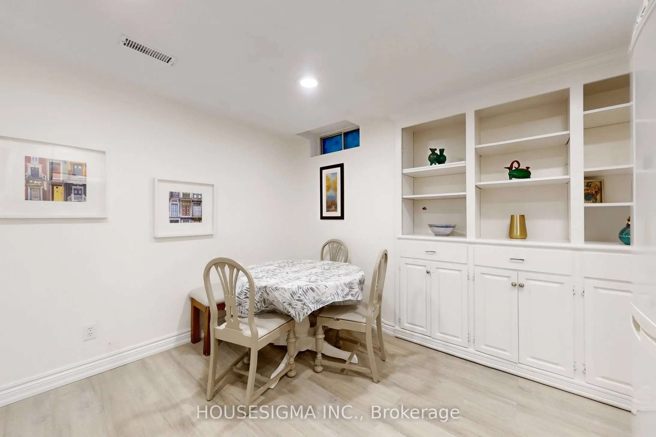 41 Underhill Crescent
