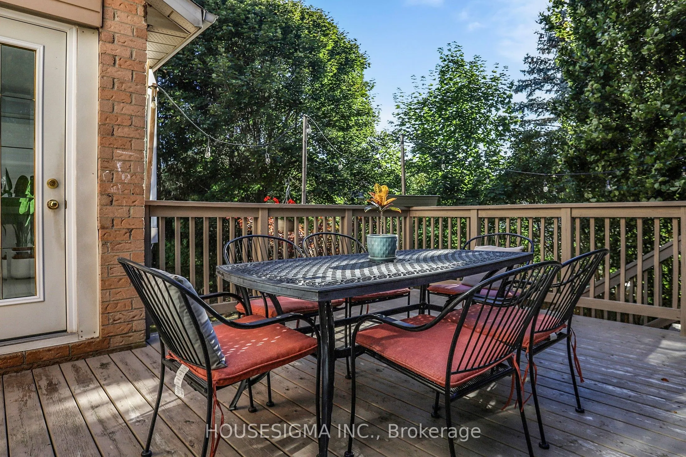 41 Underhill Crescent