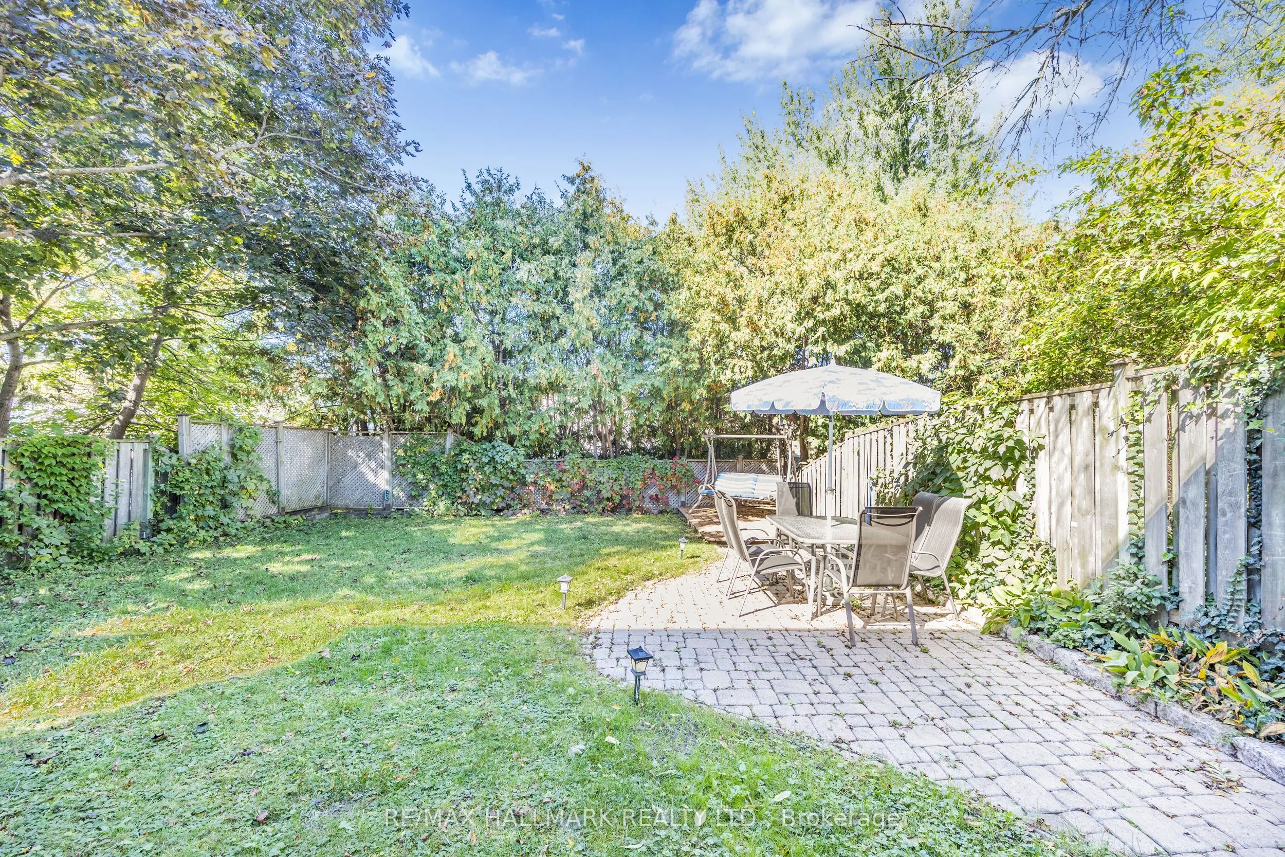 40 Lillooet Crescent