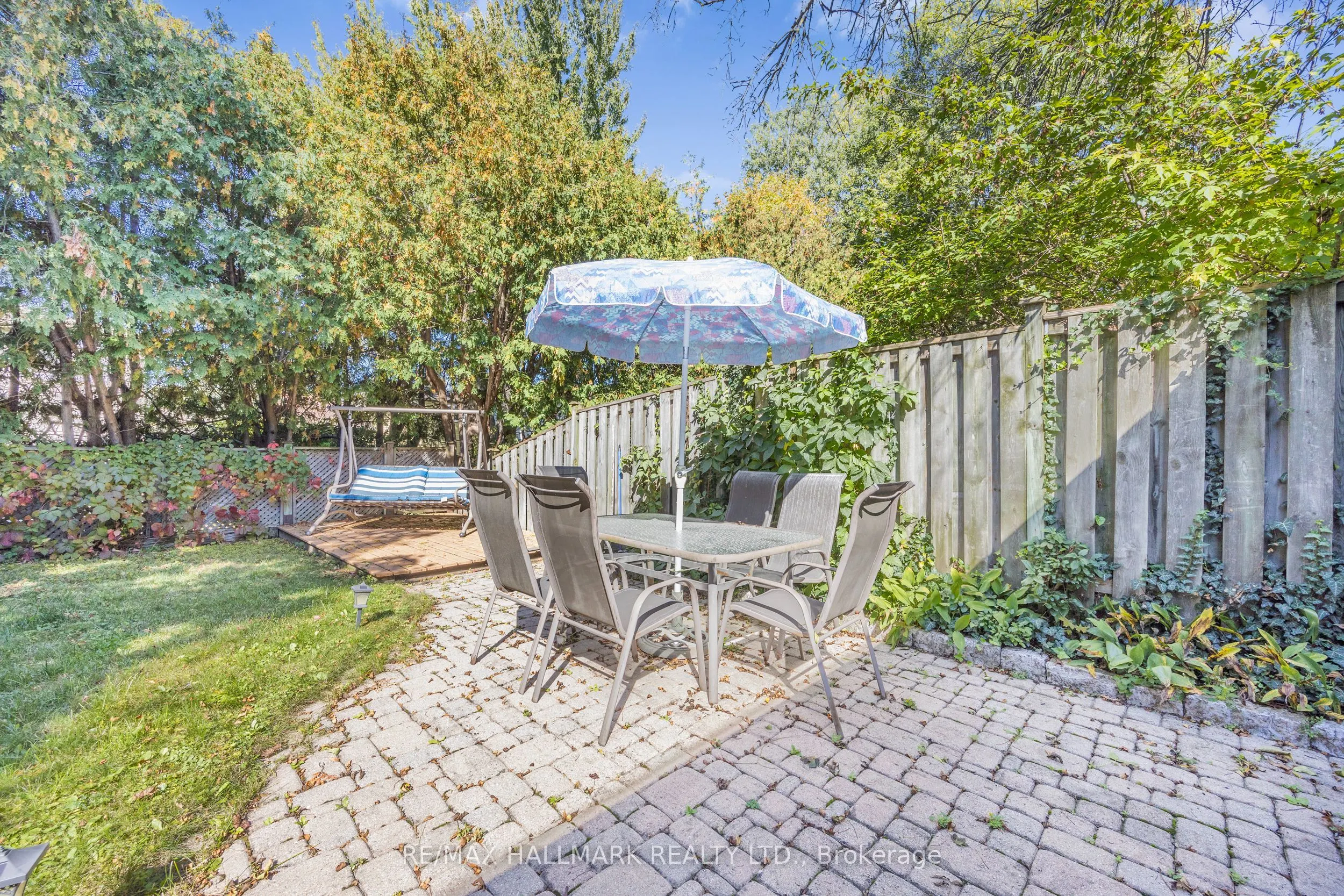40 Lillooet Crescent