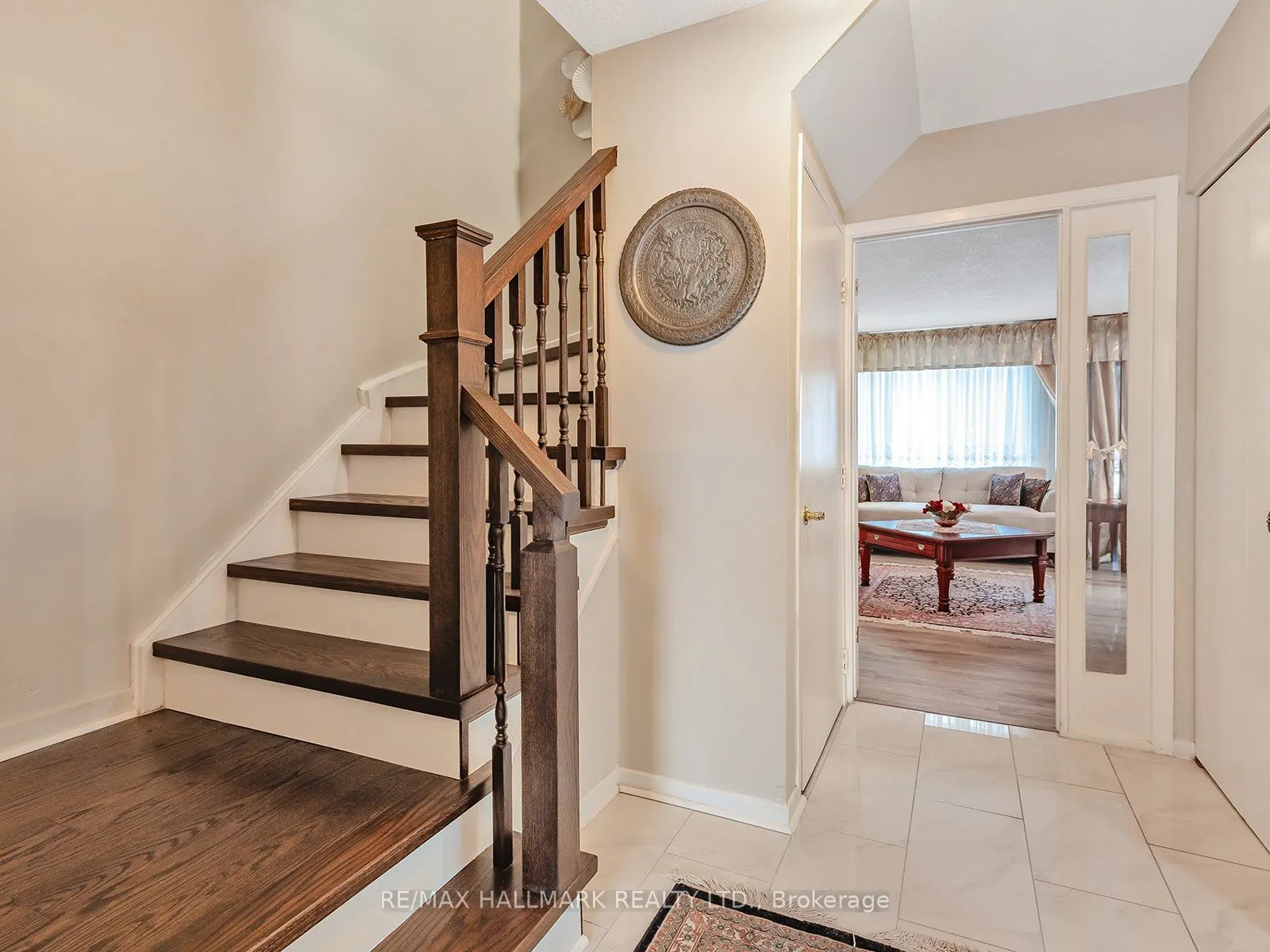 40 Lillooet Crescent