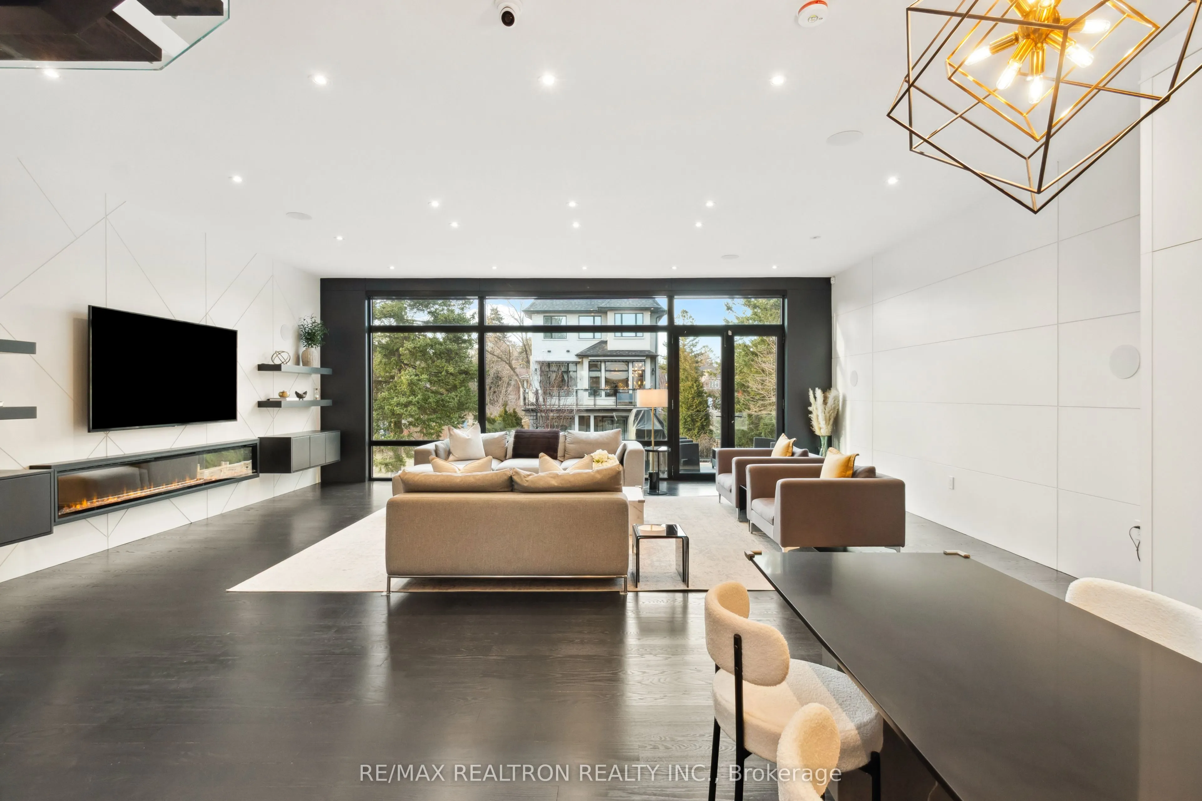 156 Garden Avenue