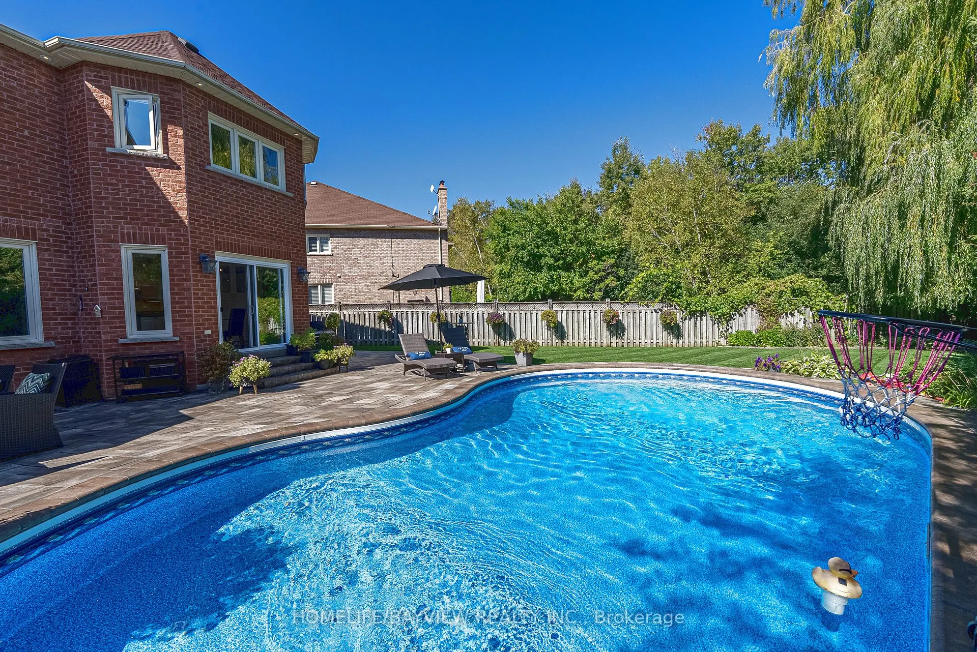 11 Cantex Court