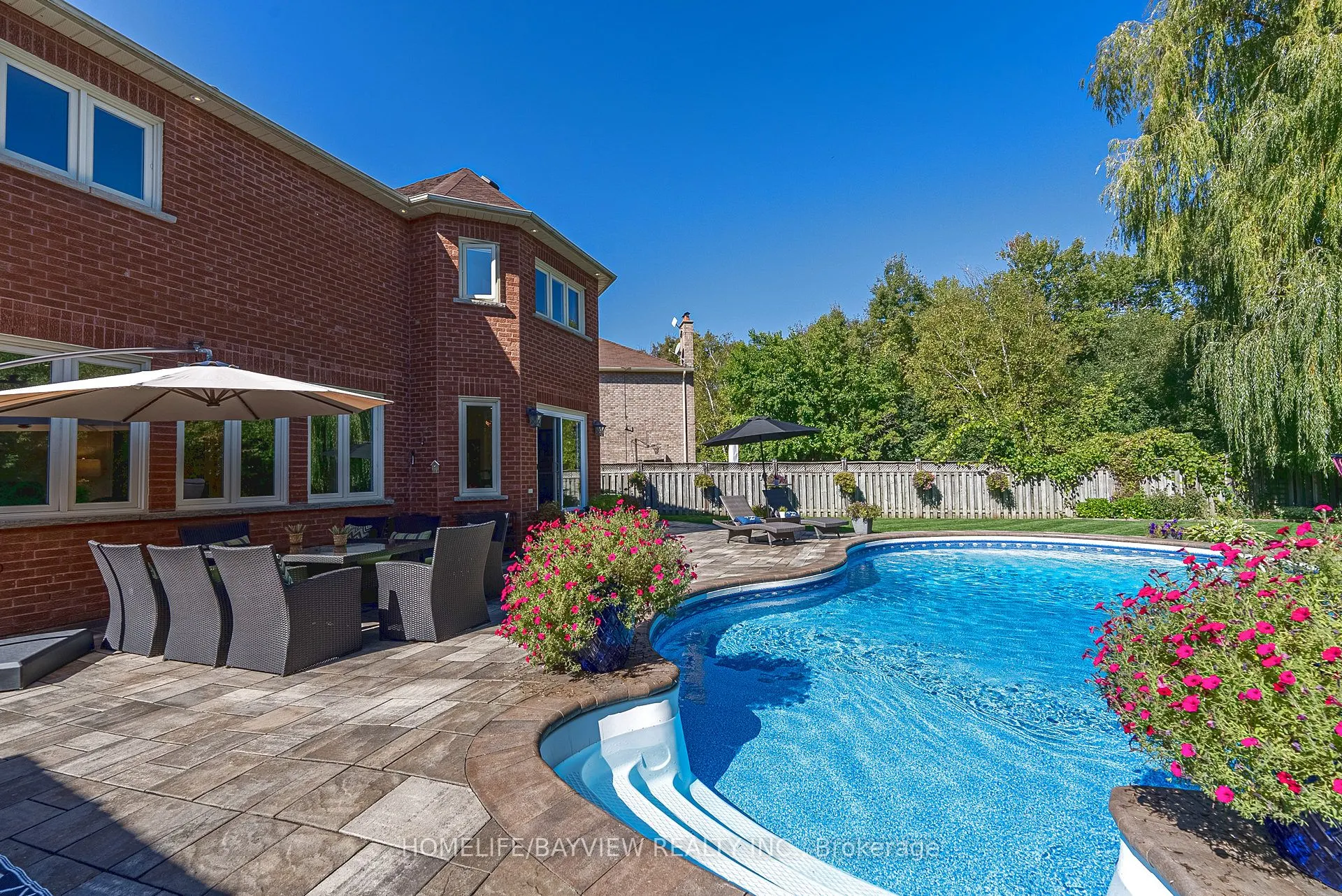 11 Cantex Court