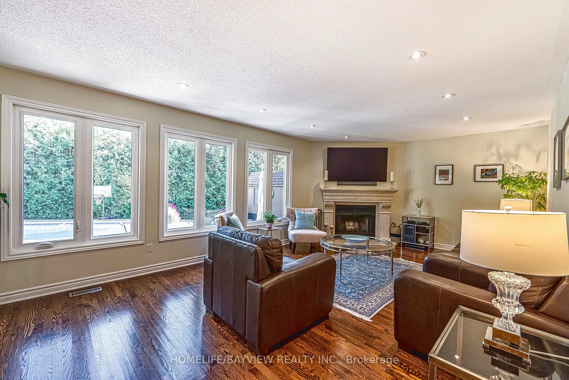 11 Cantex Court