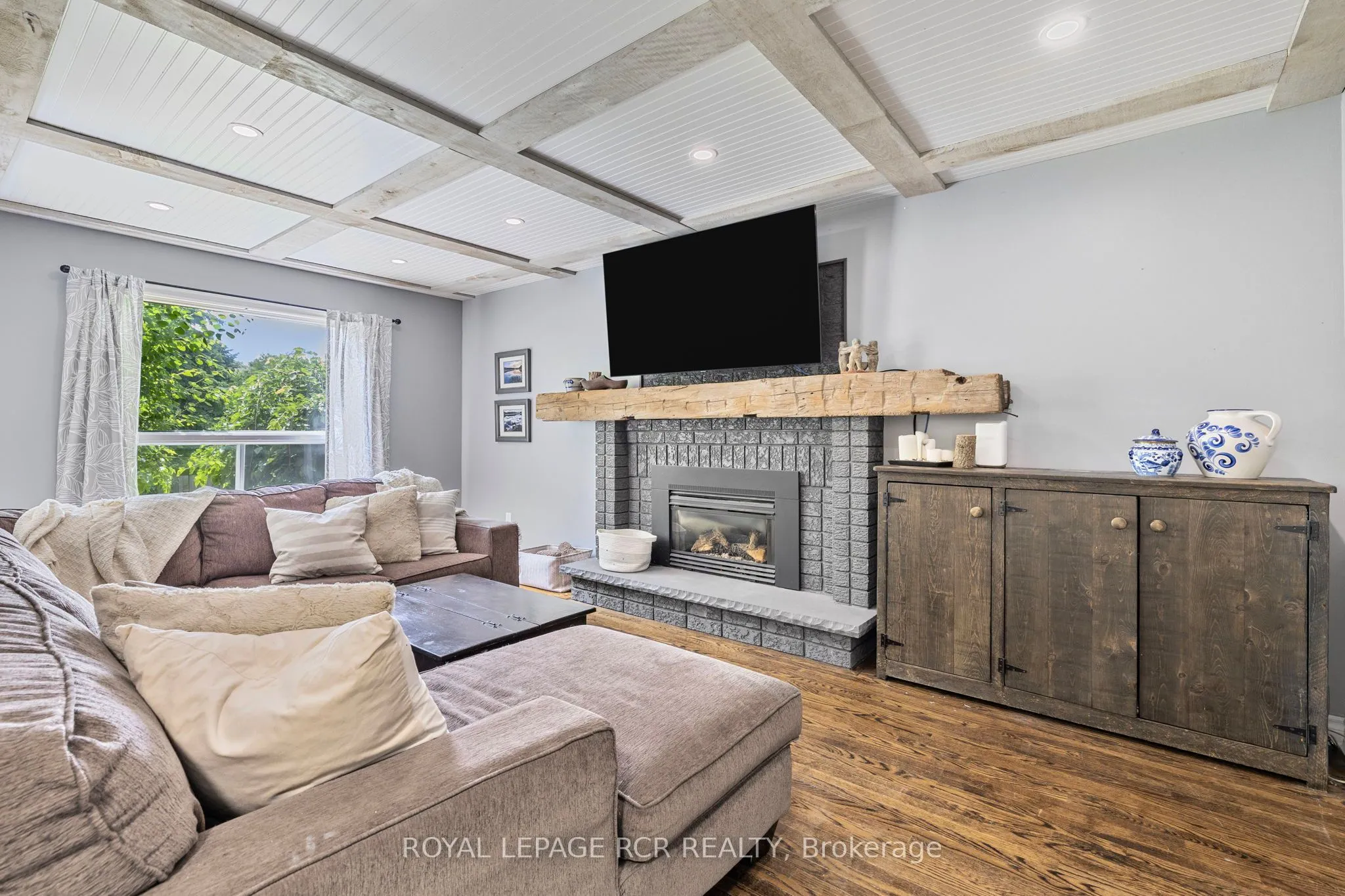 11 Litner Crescent