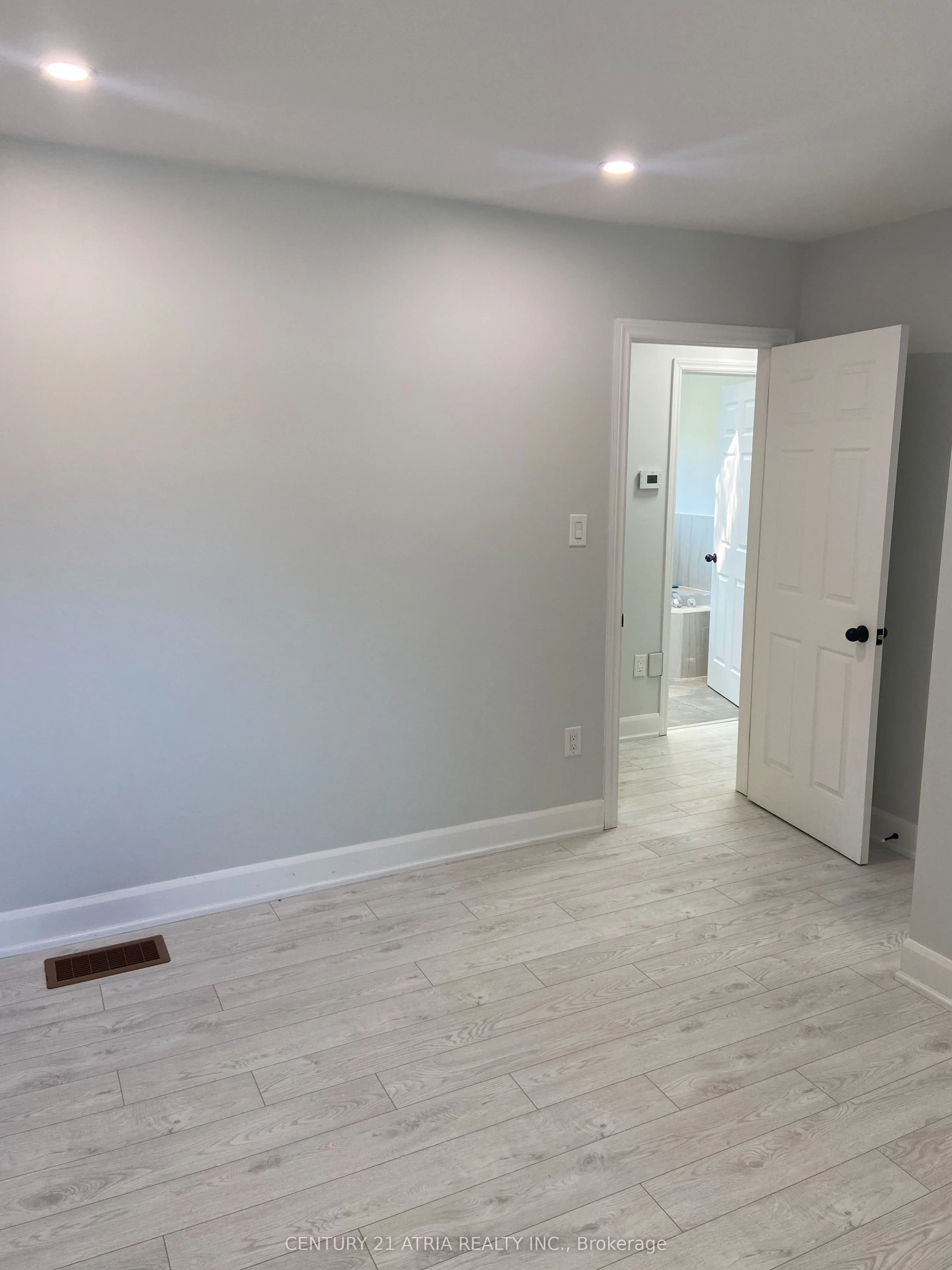 27 Waterbend Drive