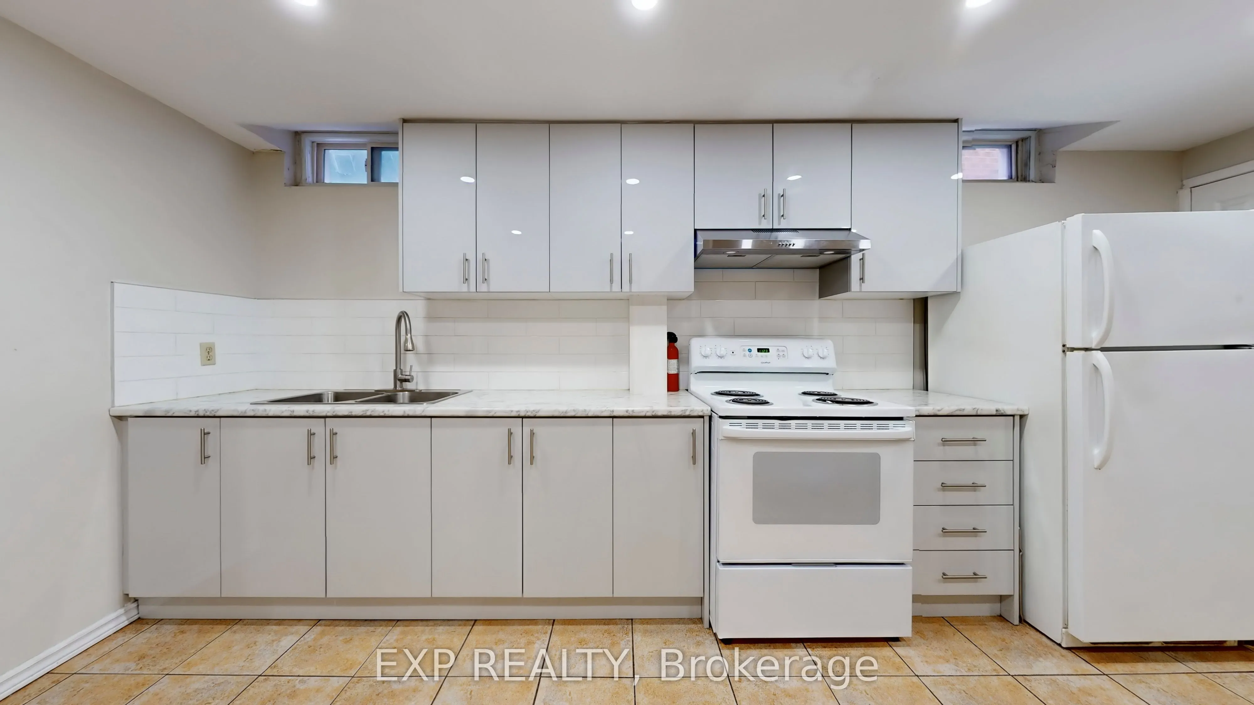93 Tall Grass Trail E
