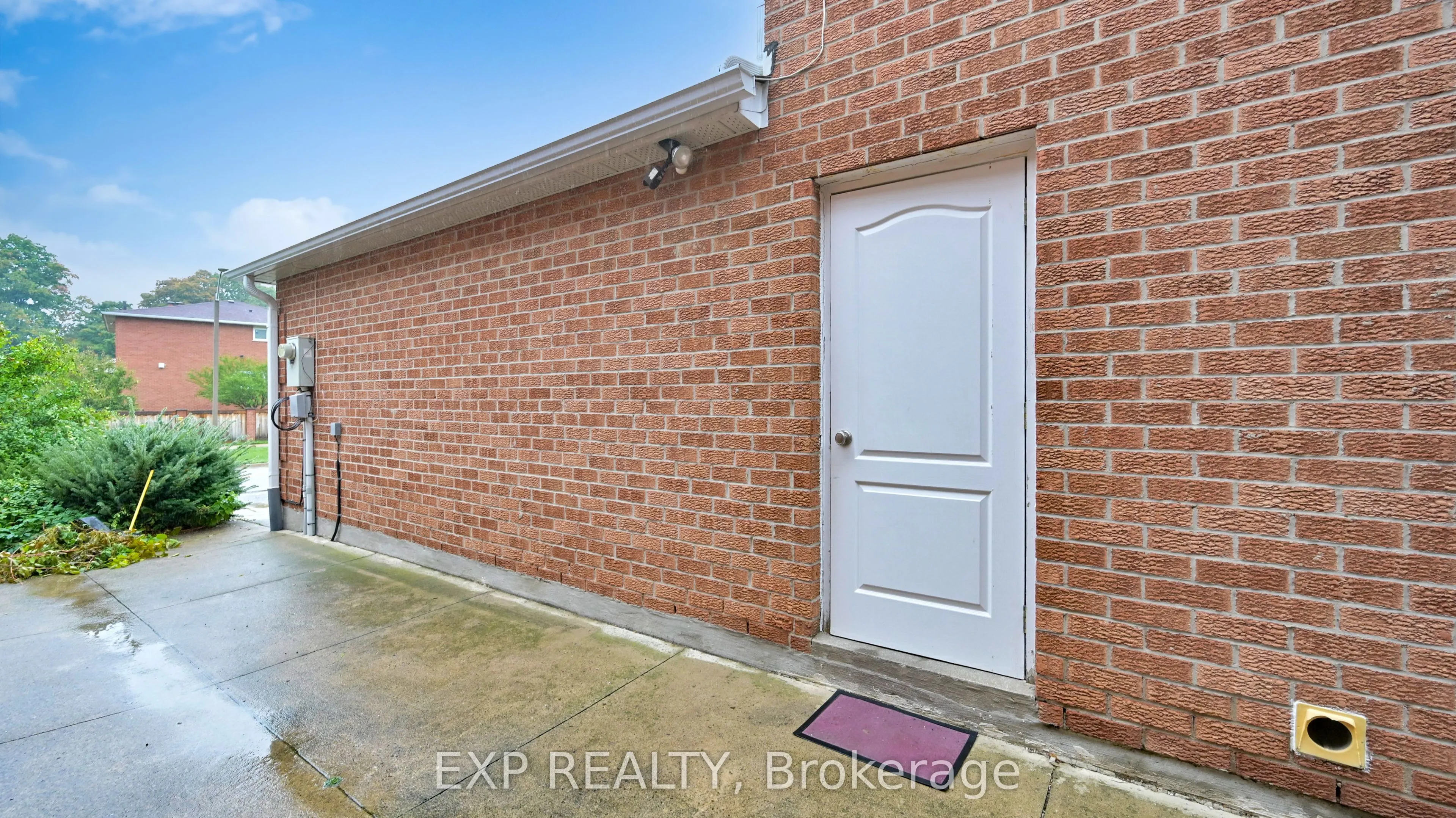 93 Tall Grass Trail E