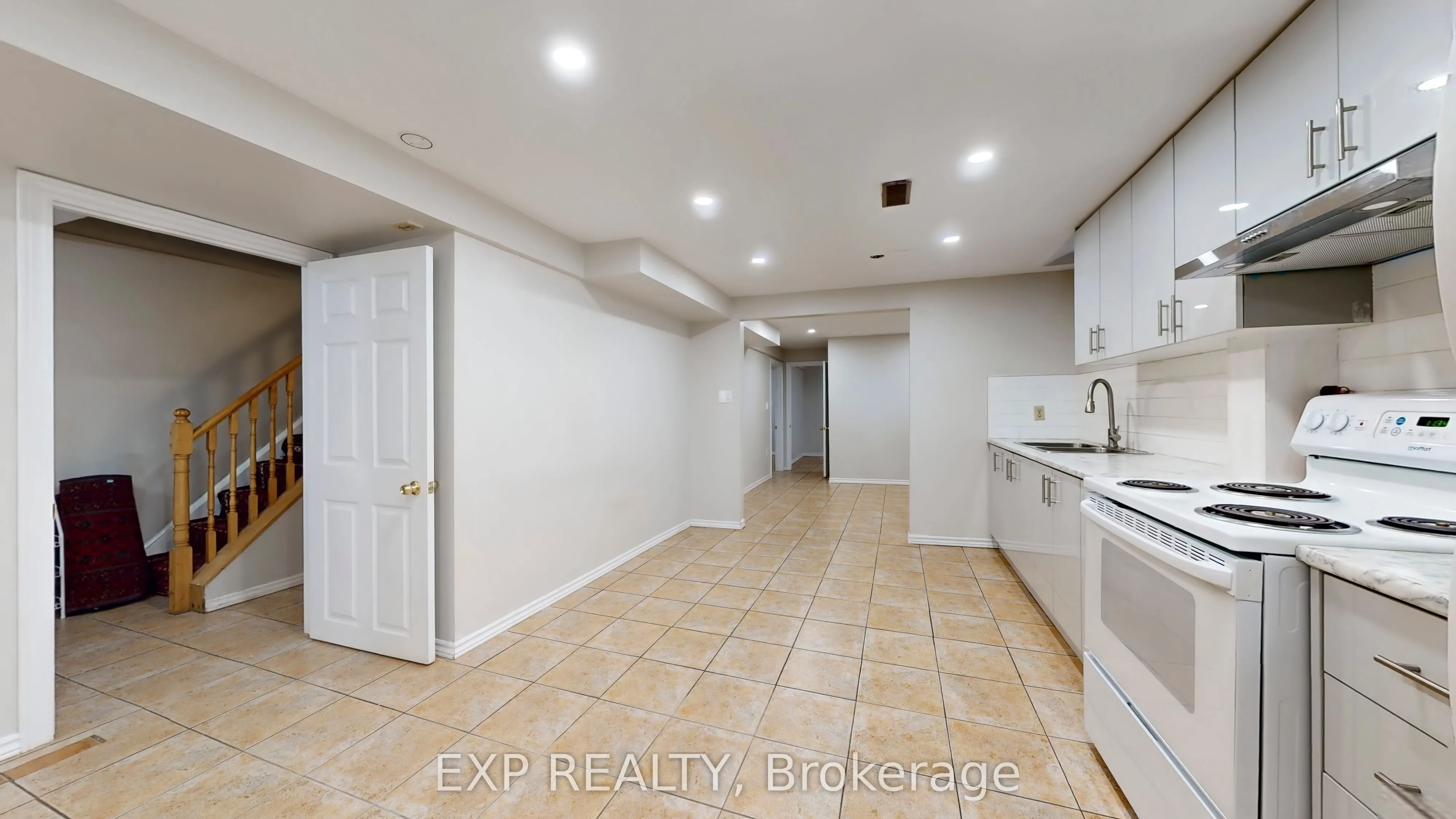 93 Tall Grass Trail E