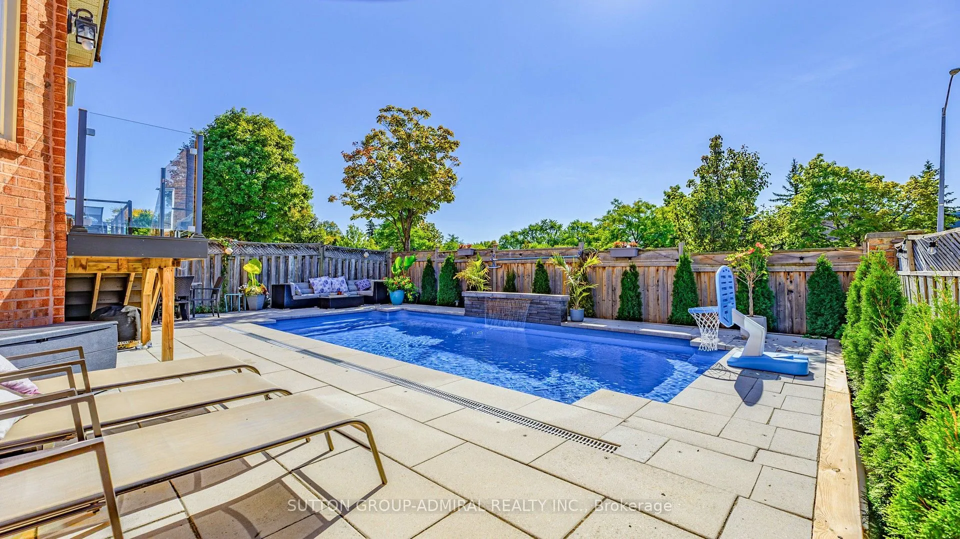 113 Janesville Road